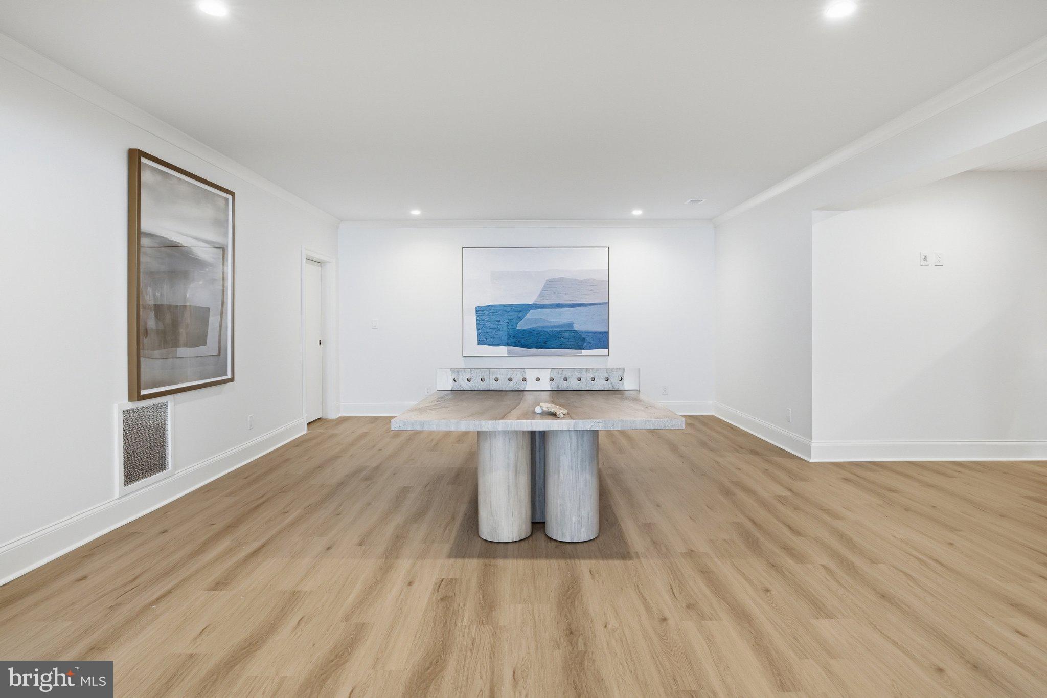SIMPSON AND MAYS - Residential