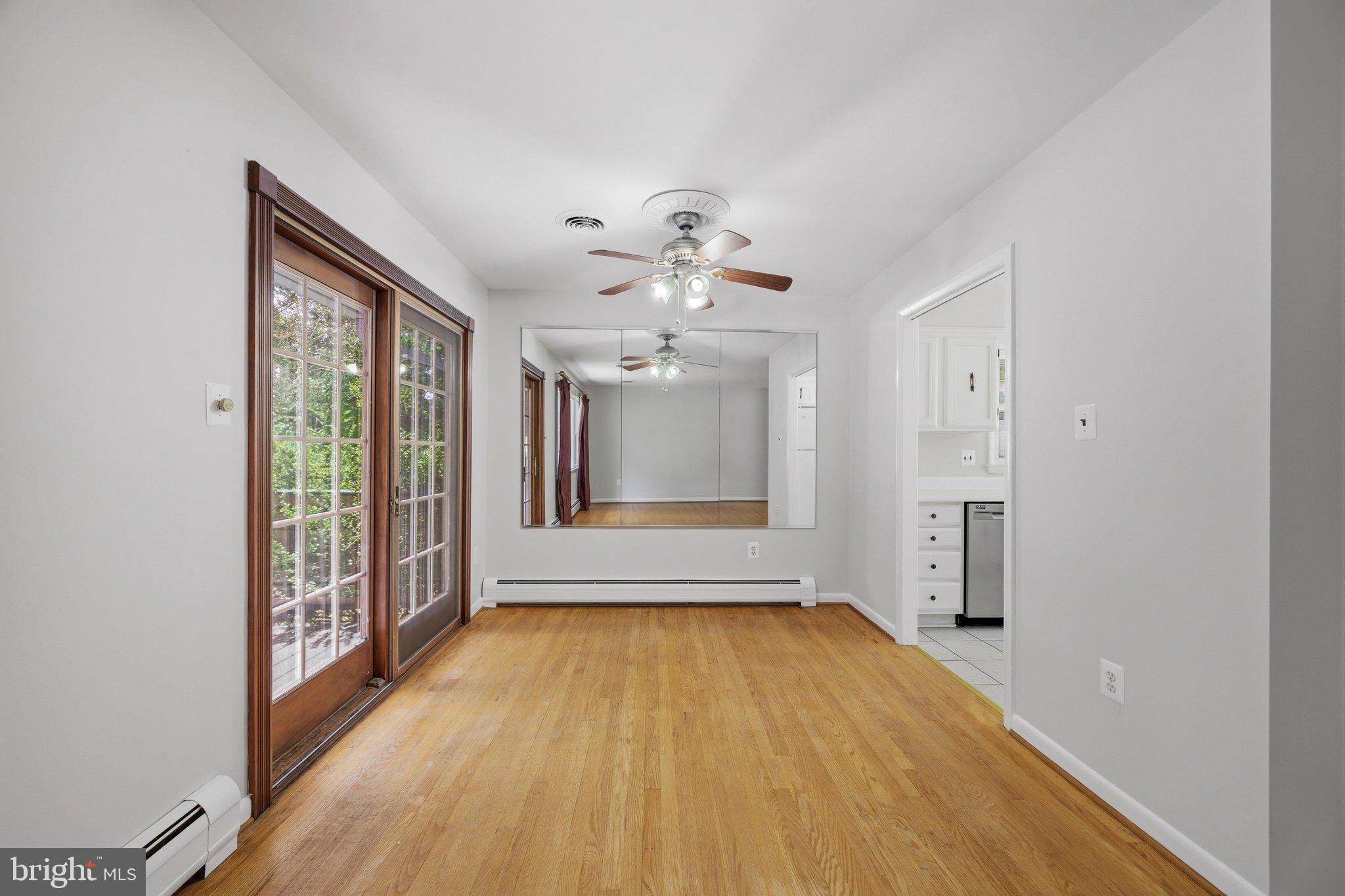 SELLMAN ESTATES - Residential
