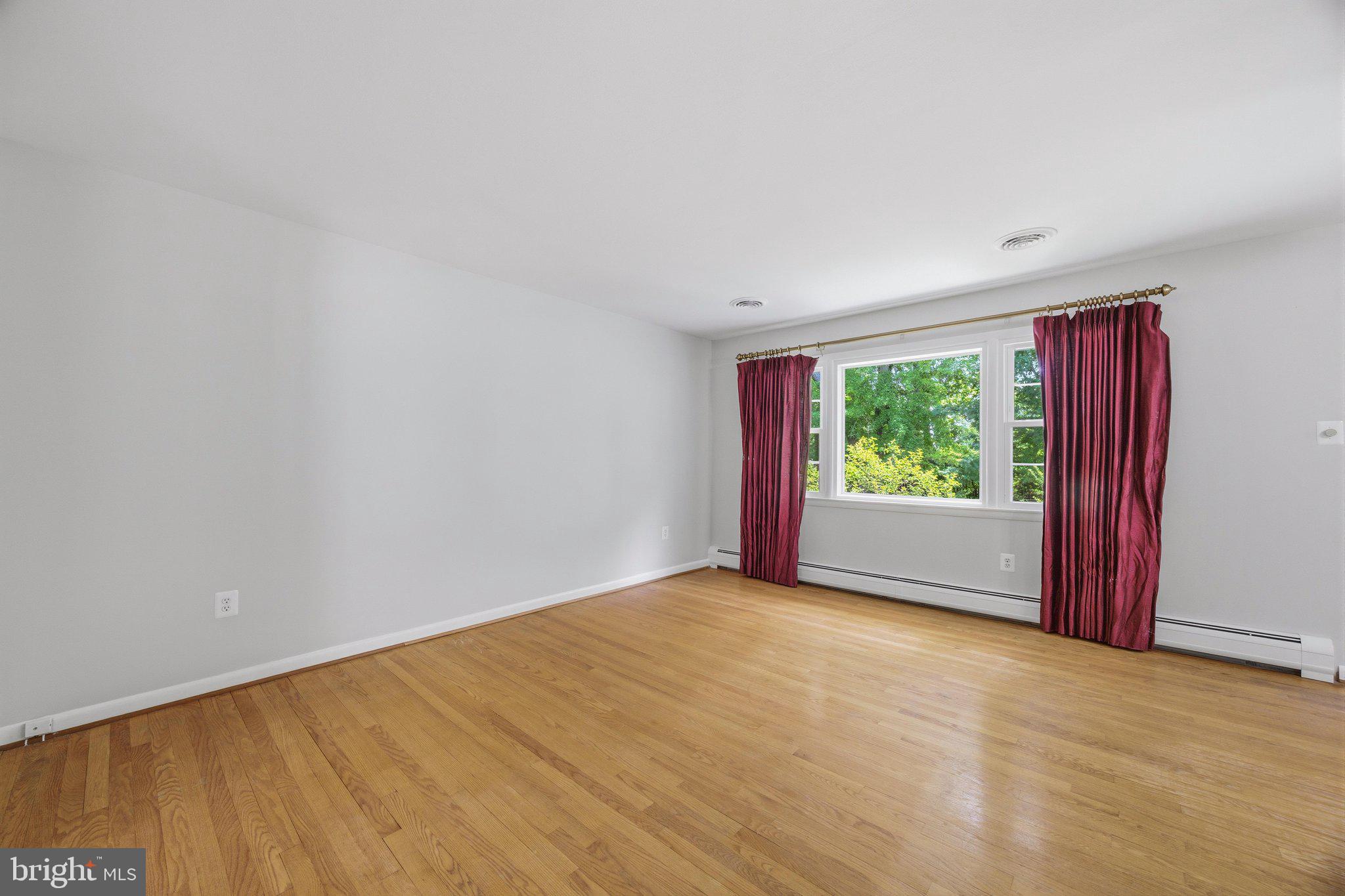 SELLMAN ESTATES - Residential
