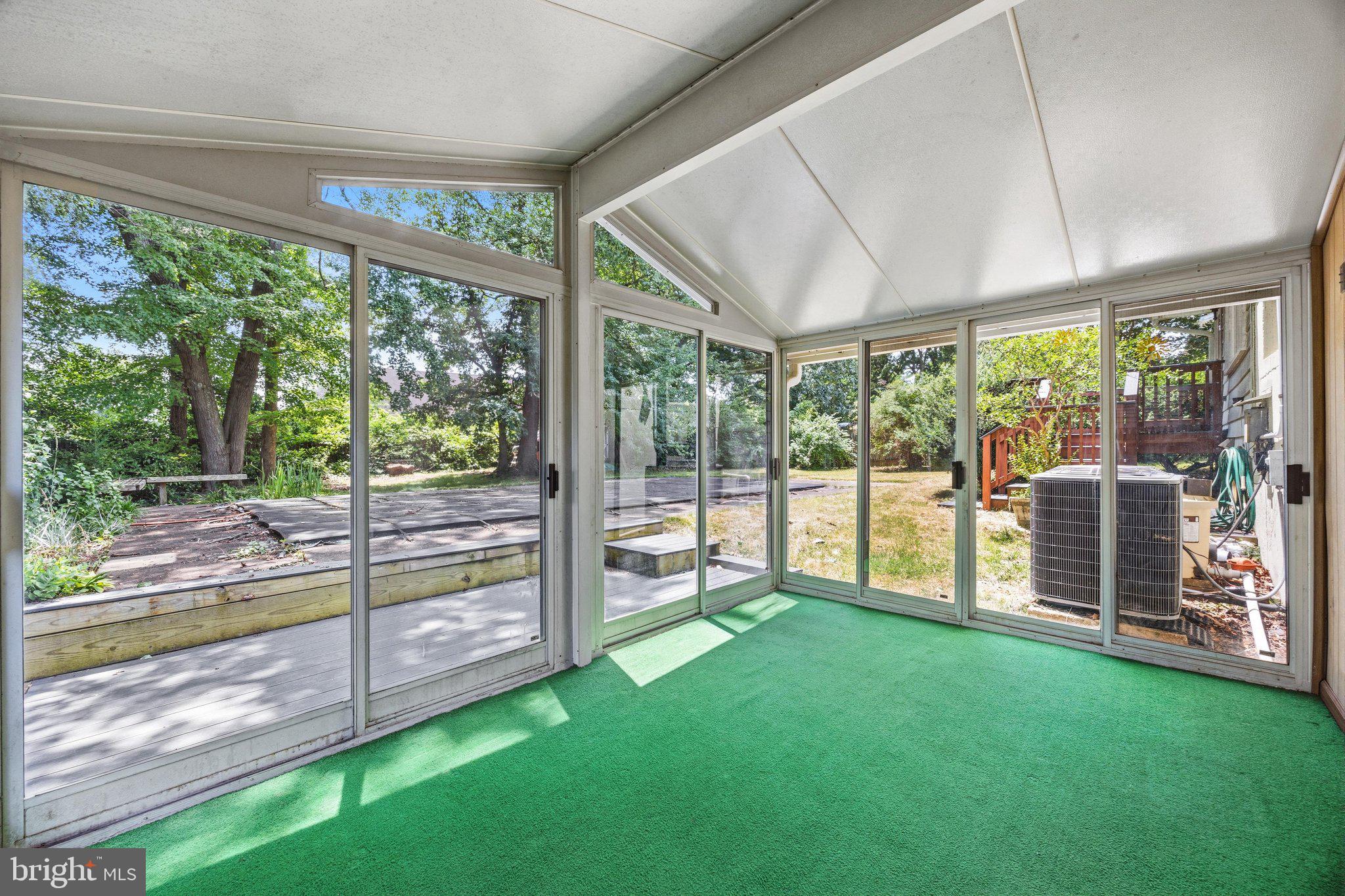 SELLMAN ESTATES - Residential
