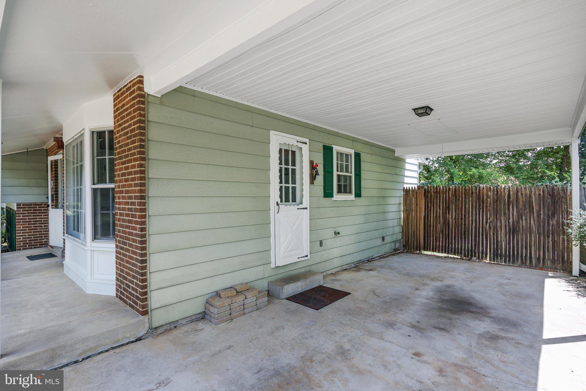 SELLMAN ESTATES - Residential