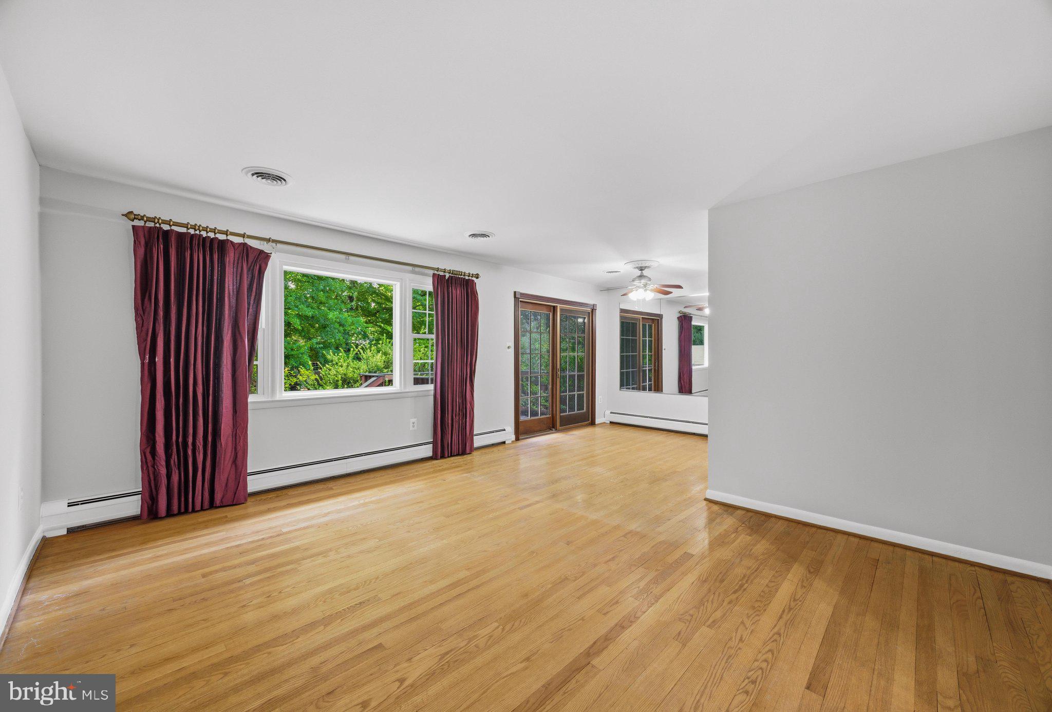 SELLMAN ESTATES - Residential