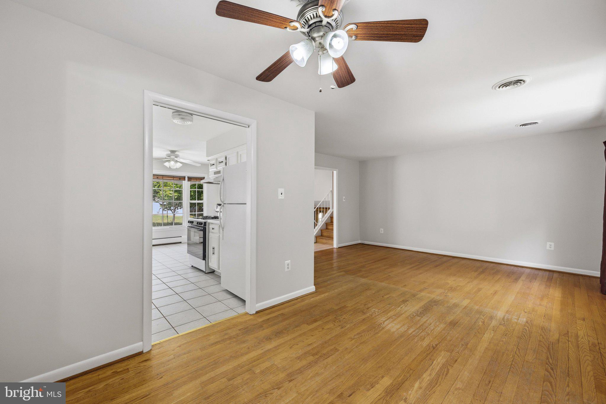 SELLMAN ESTATES - Residential