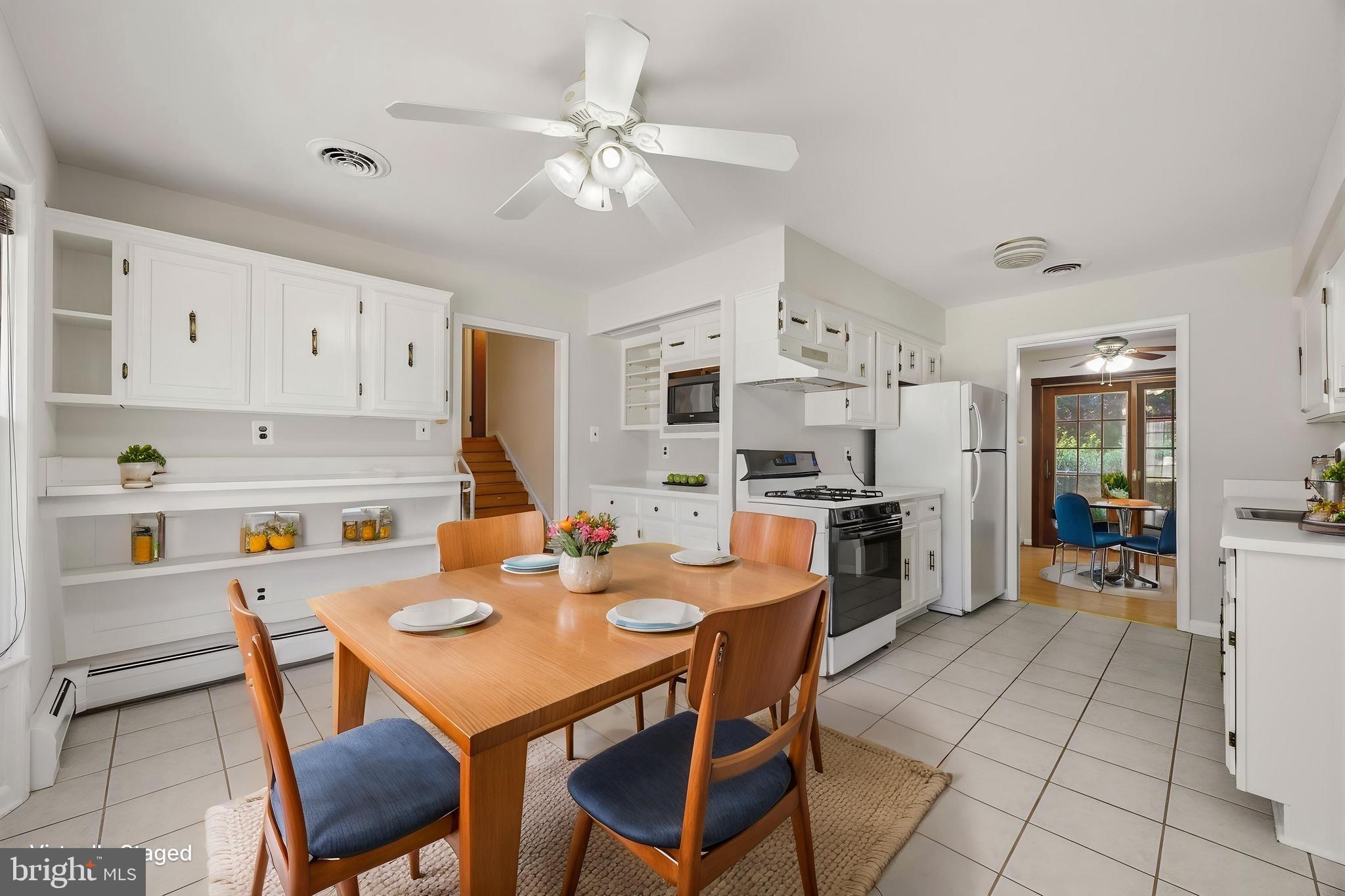 SELLMAN ESTATES - Residential