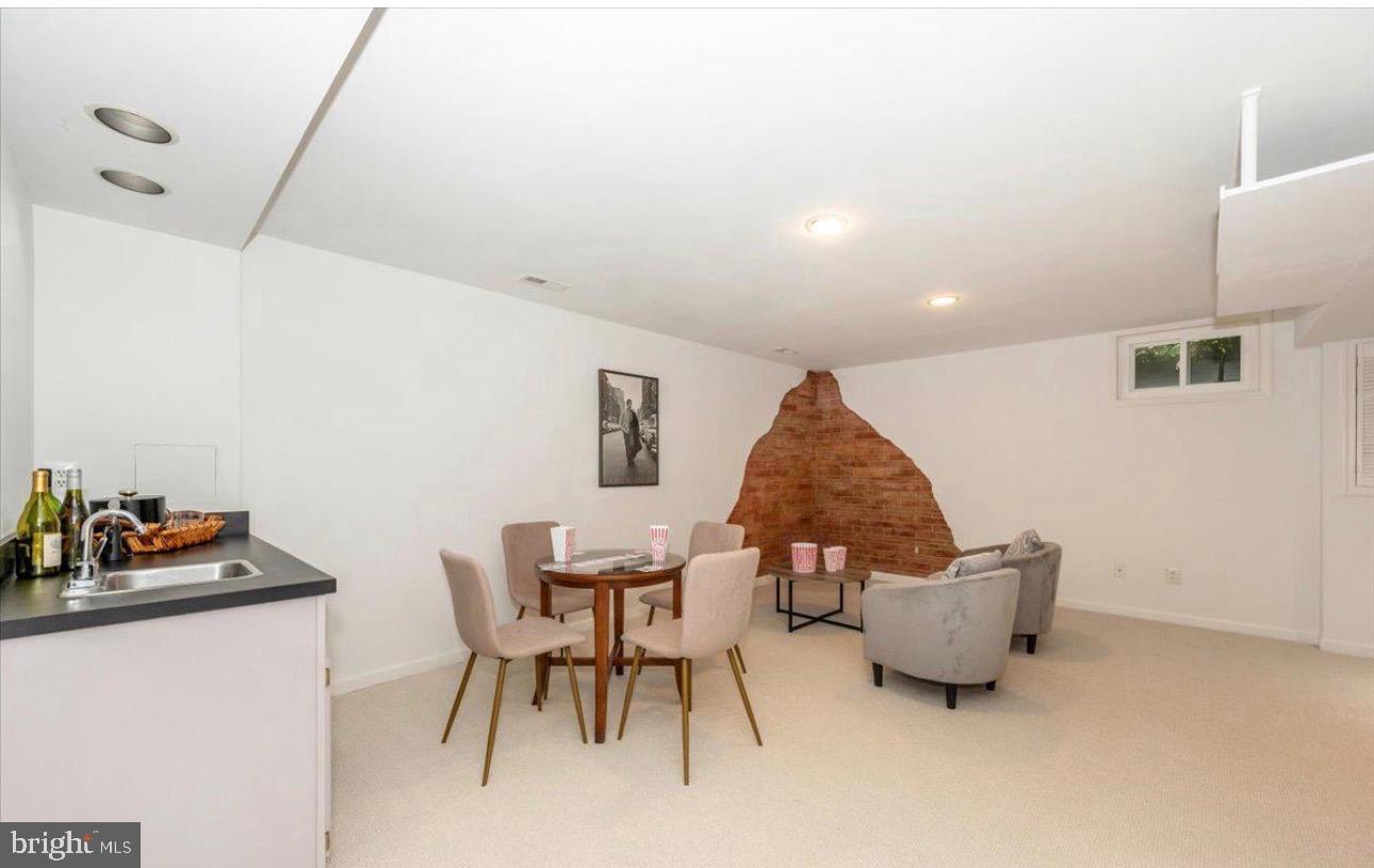 WILLOW RIDGE - Residential
