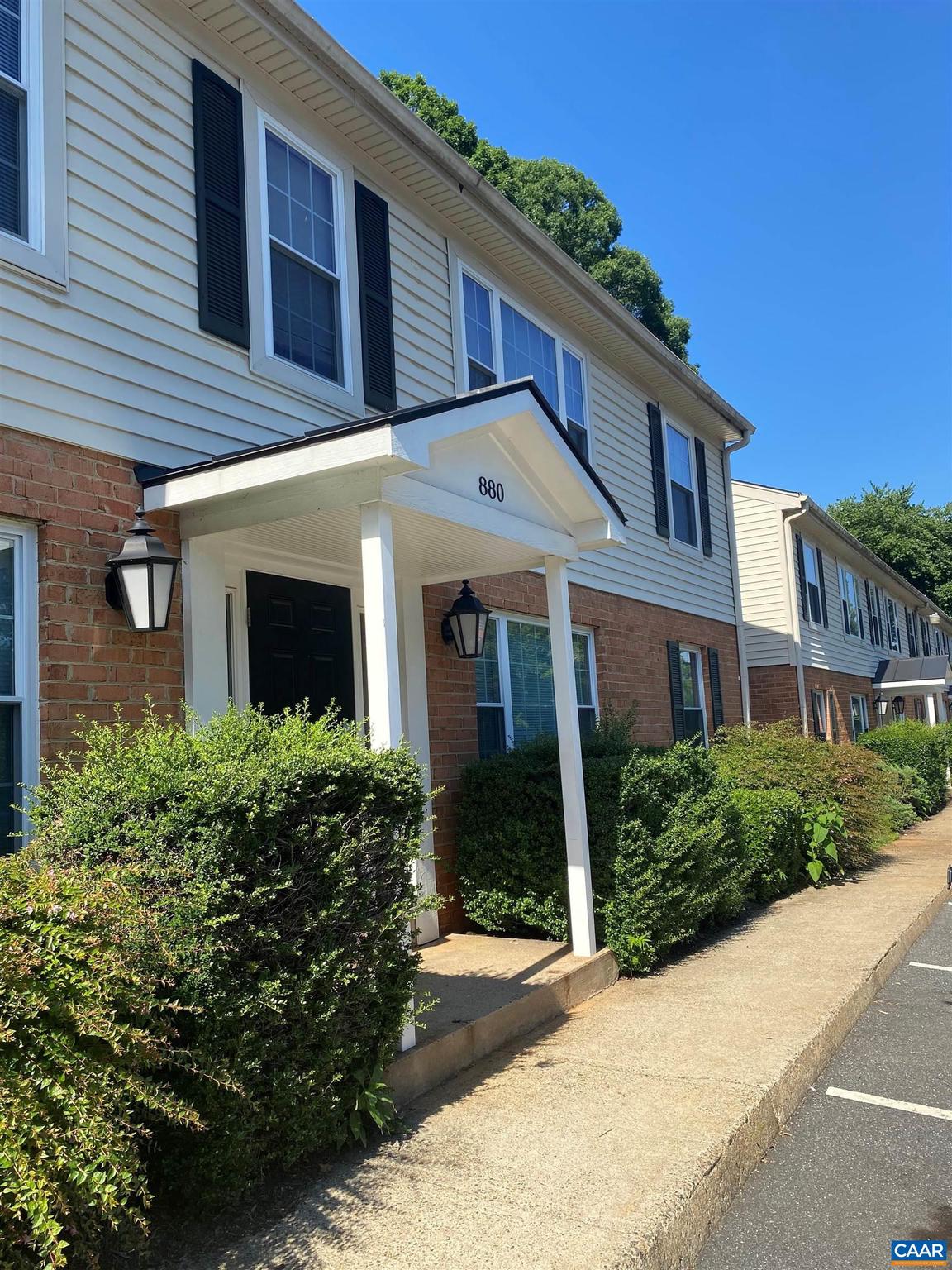 Fountain Court in Charlottesville, VA is ready for you to move in. This community is located on E. Rio Rd. in the 22901 area of Charlottesville.  At this community, you'll have access to a variety of amenities and features including: high-speed internet access, washers and dryers, and convenient on-site parking options.  Leases beginning June, July & August 1st!  Rent: $1375.00 Utilities: $60.00 - $125.00* Total Monthly Rent: $1435.00-$1500.00  Utilities include water/sewer, yard maintenance, trash & internet*. Tenant is responsible for electricity & cable (if desired). *Ting fiber optic internet scheduled to be installed by 08/31/2024. Upon completion, utility rate will increase to $125 per month, to include internet.