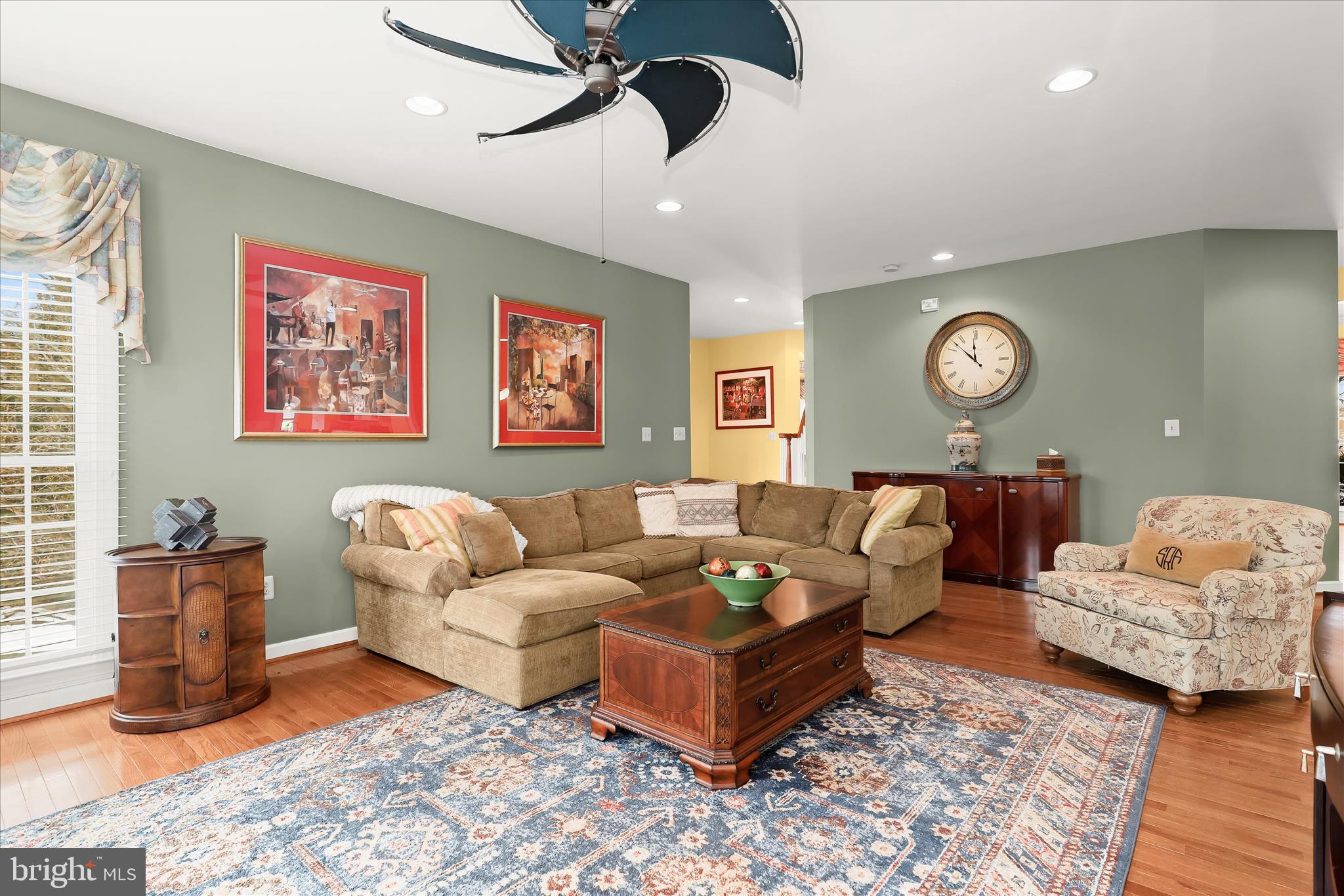 HUNTERBROOKE - Residential