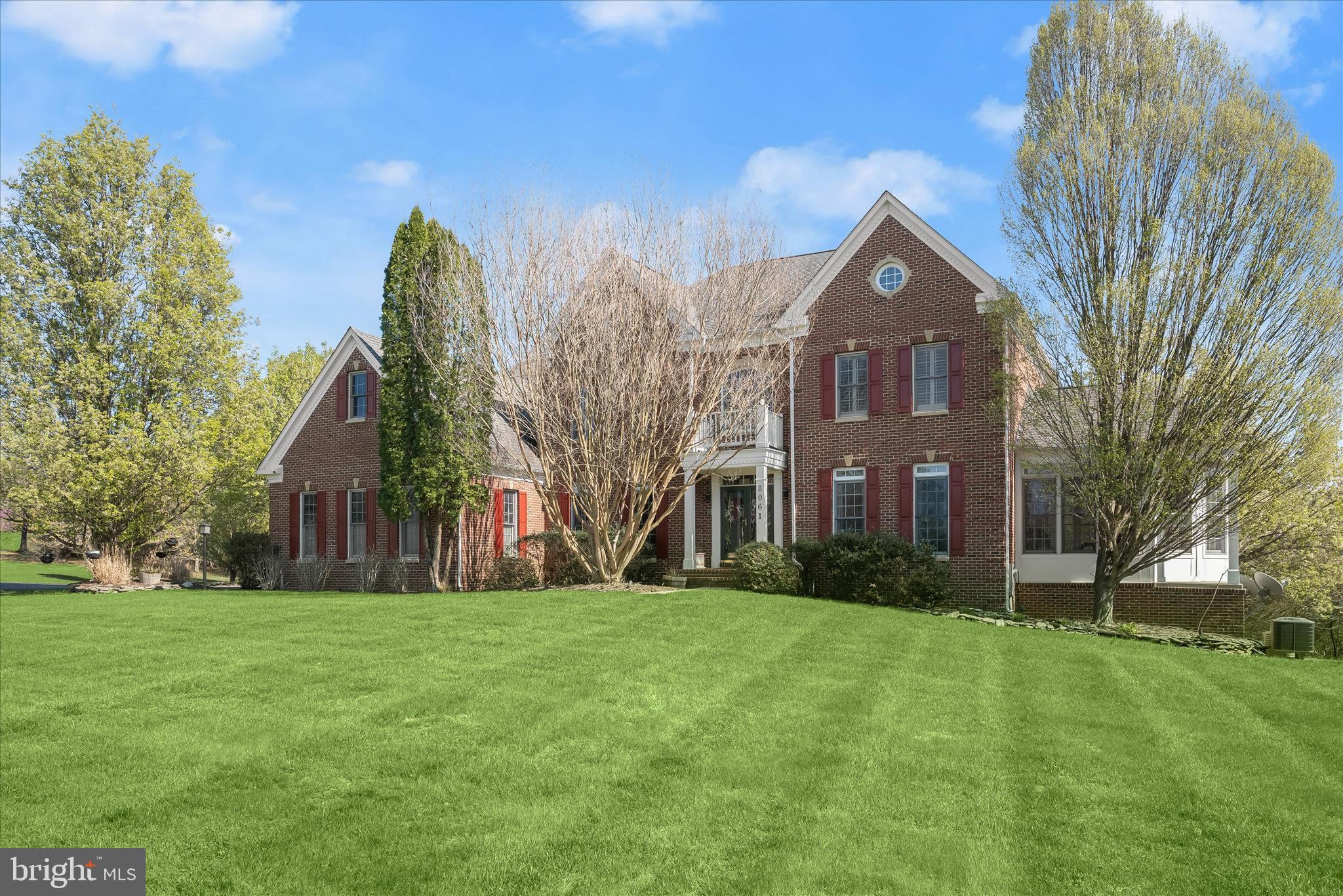 HUNTERBROOKE - Residential