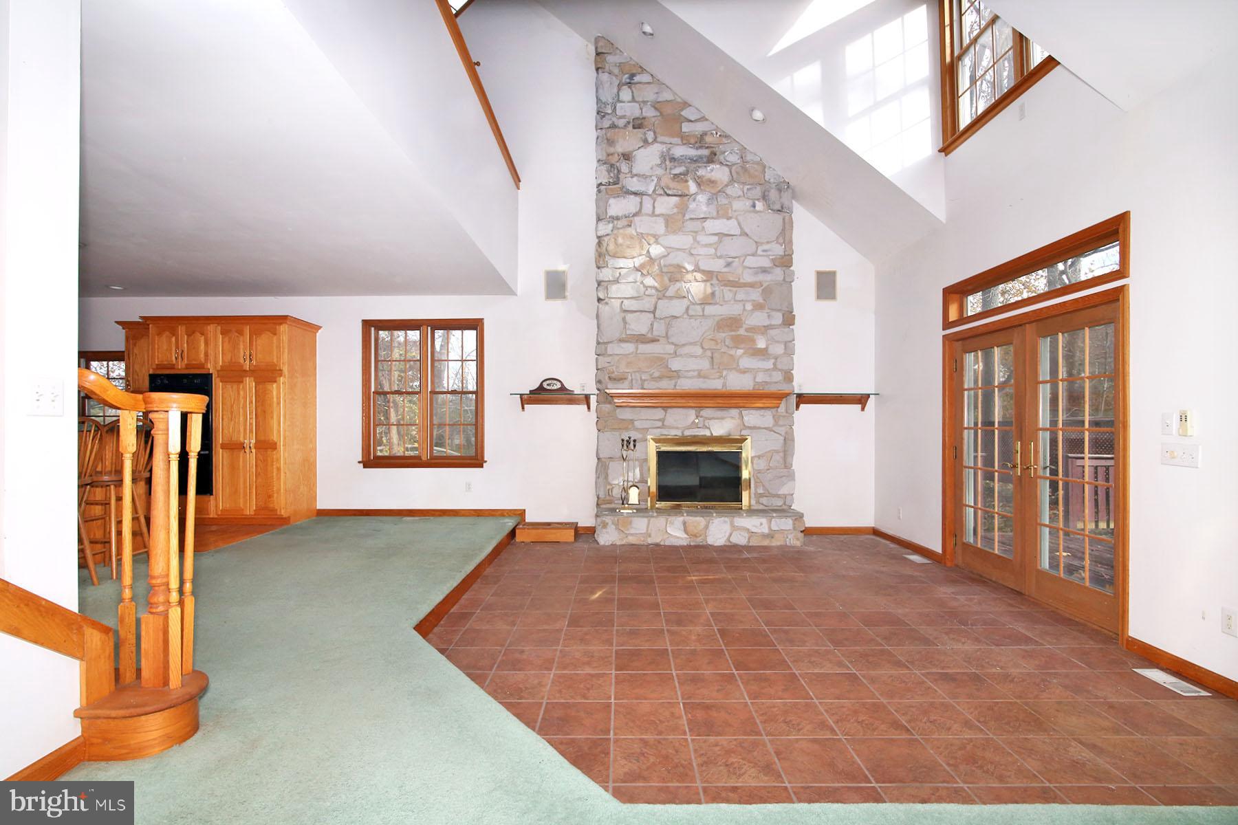 HILLTOP ESTATES AREA - Residential