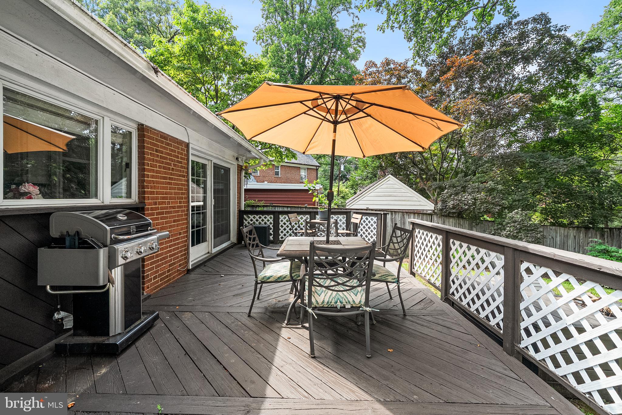 WOODSIDE PARK - Residential