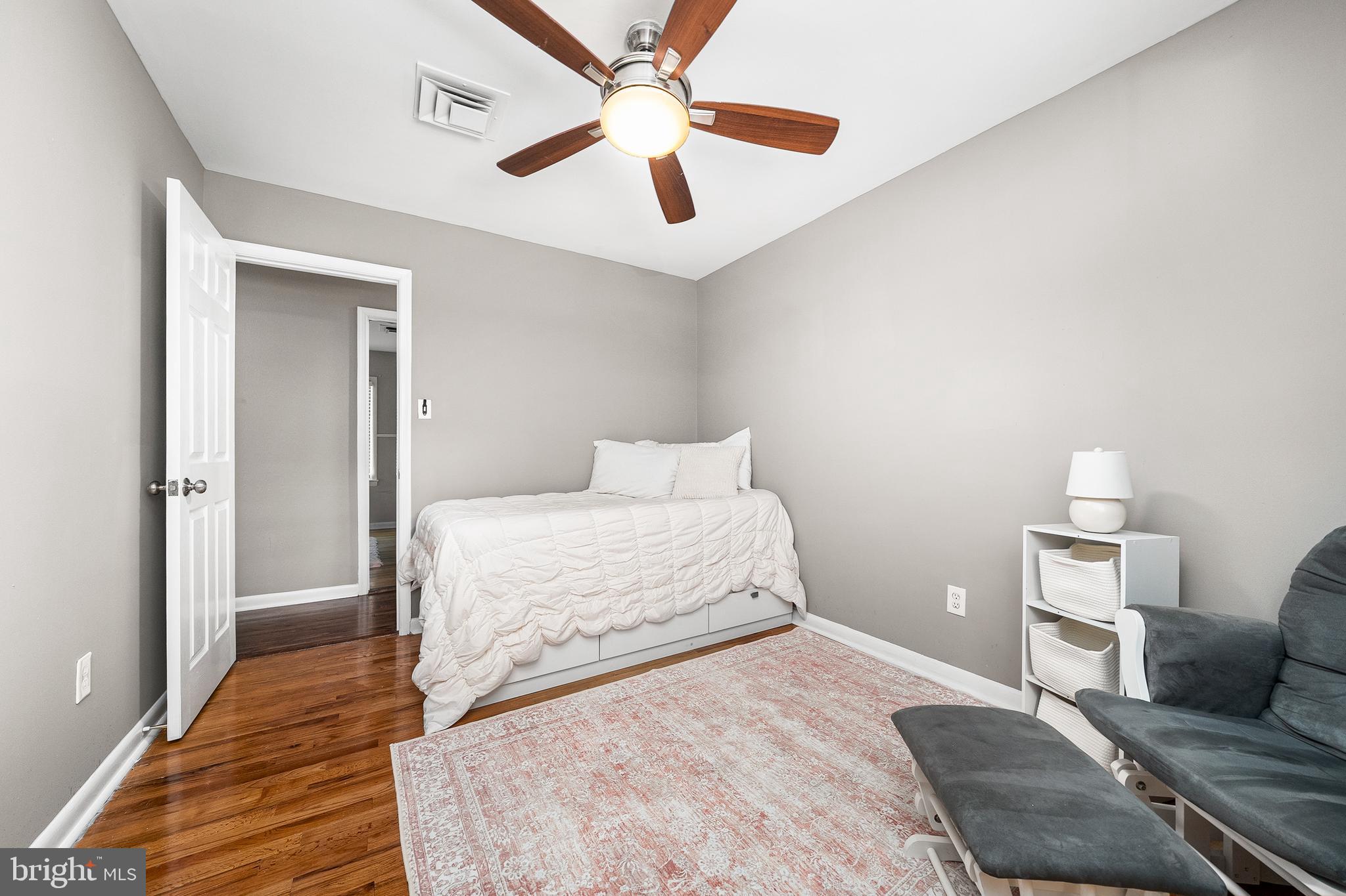 WOODSIDE PARK - Residential