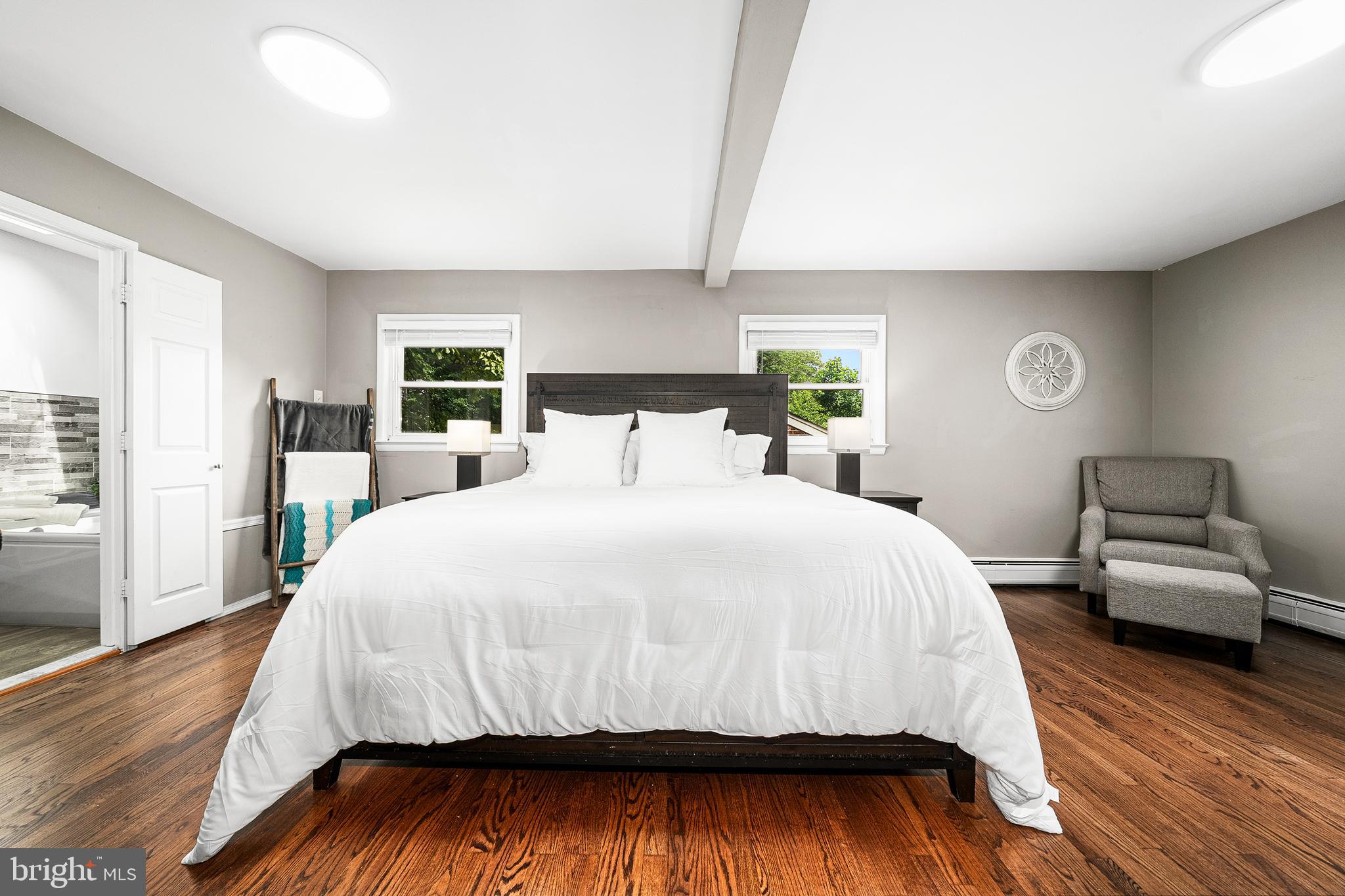WOODSIDE PARK - Residential