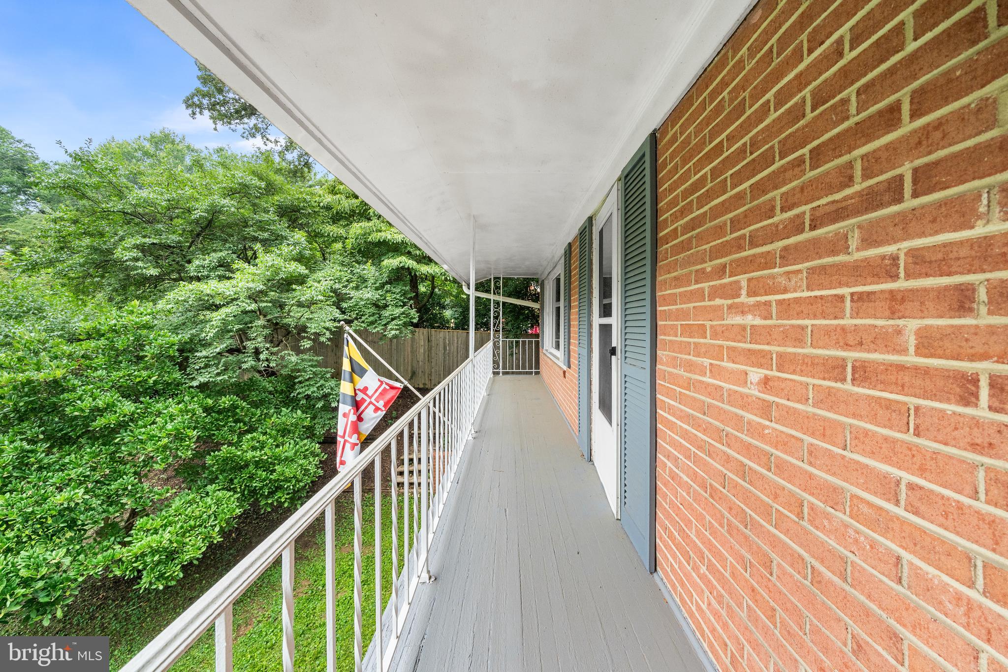 WOODSIDE PARK - Residential