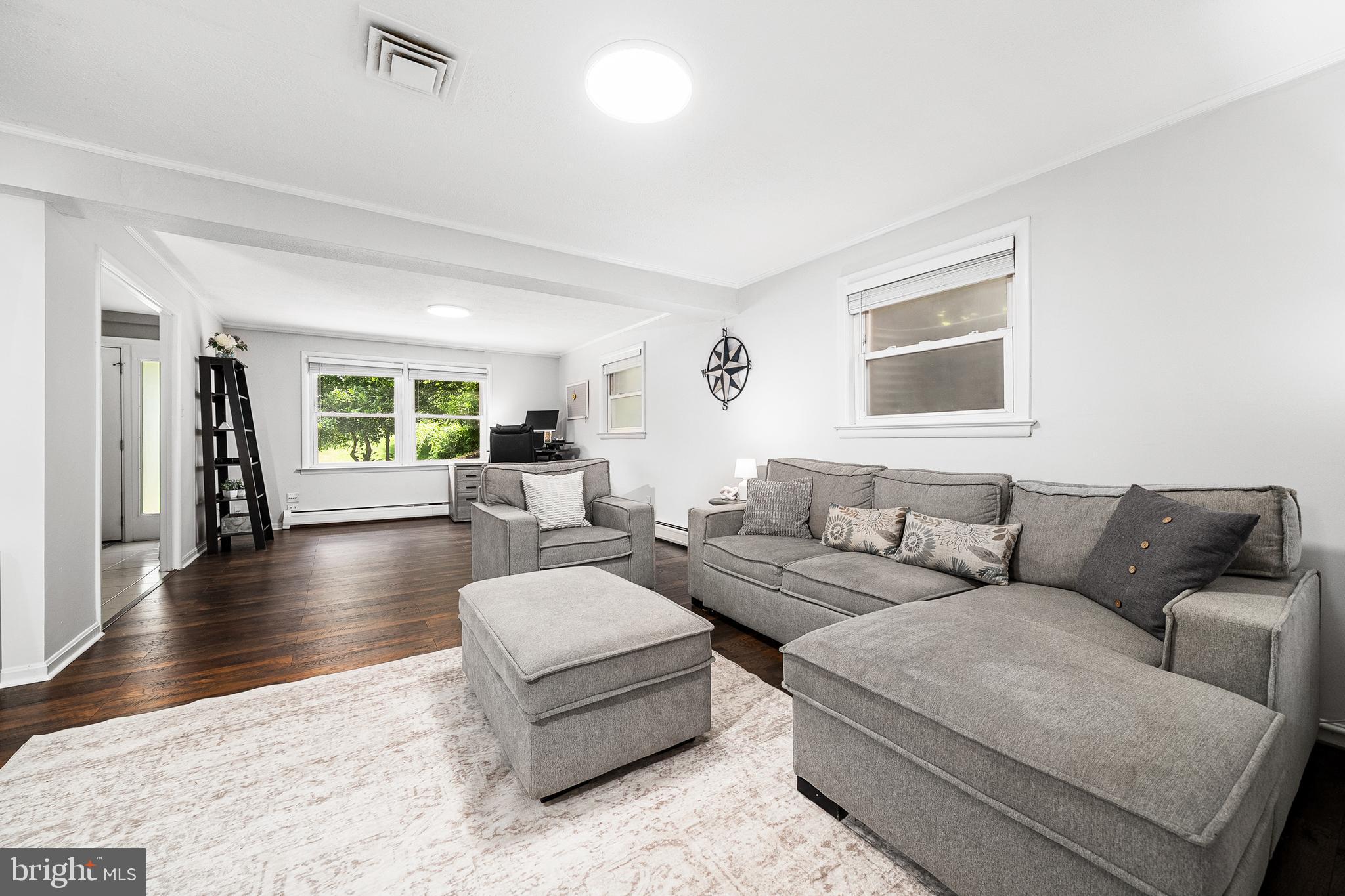 WOODSIDE PARK - Residential