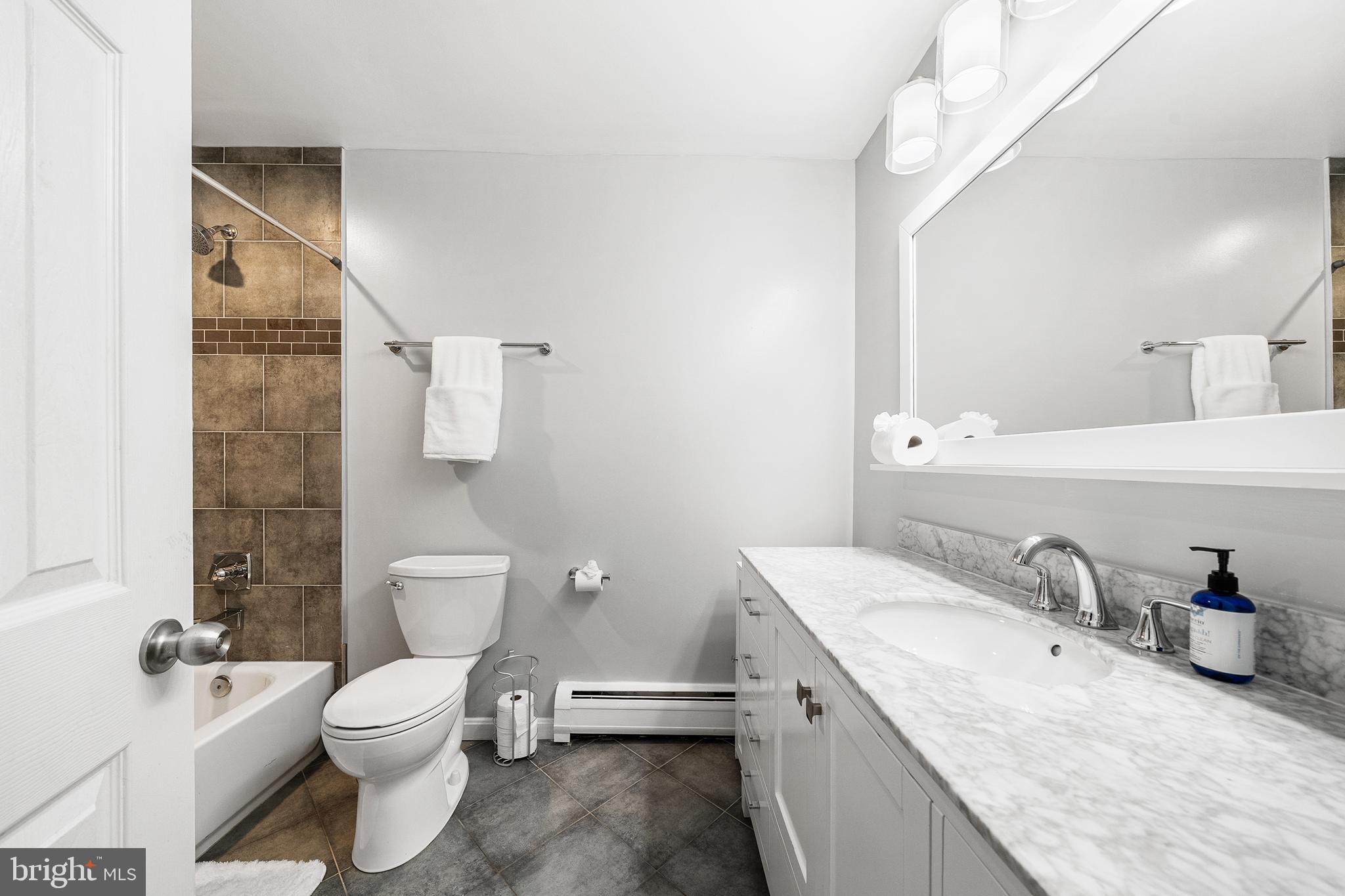WOODSIDE PARK - Residential