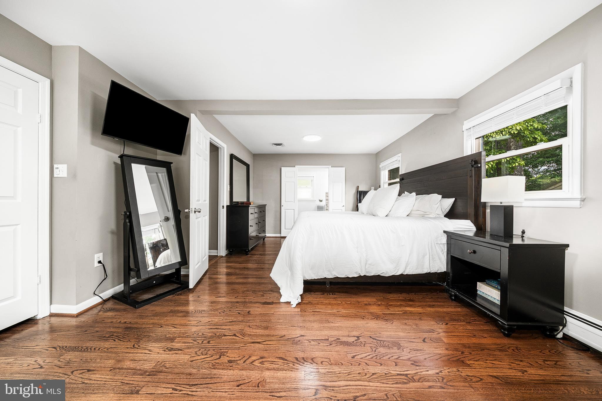 WOODSIDE PARK - Residential