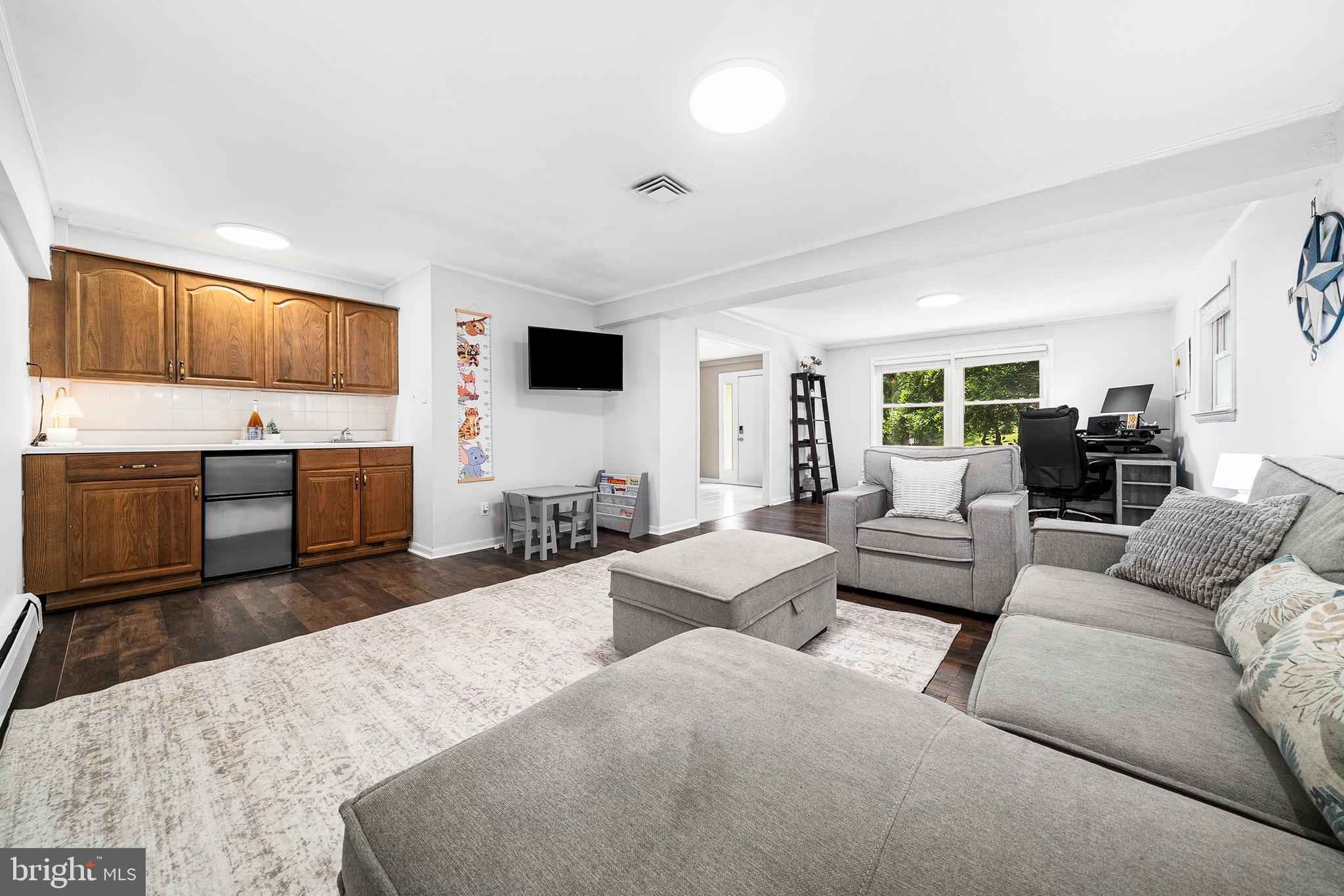 WOODSIDE PARK - Residential