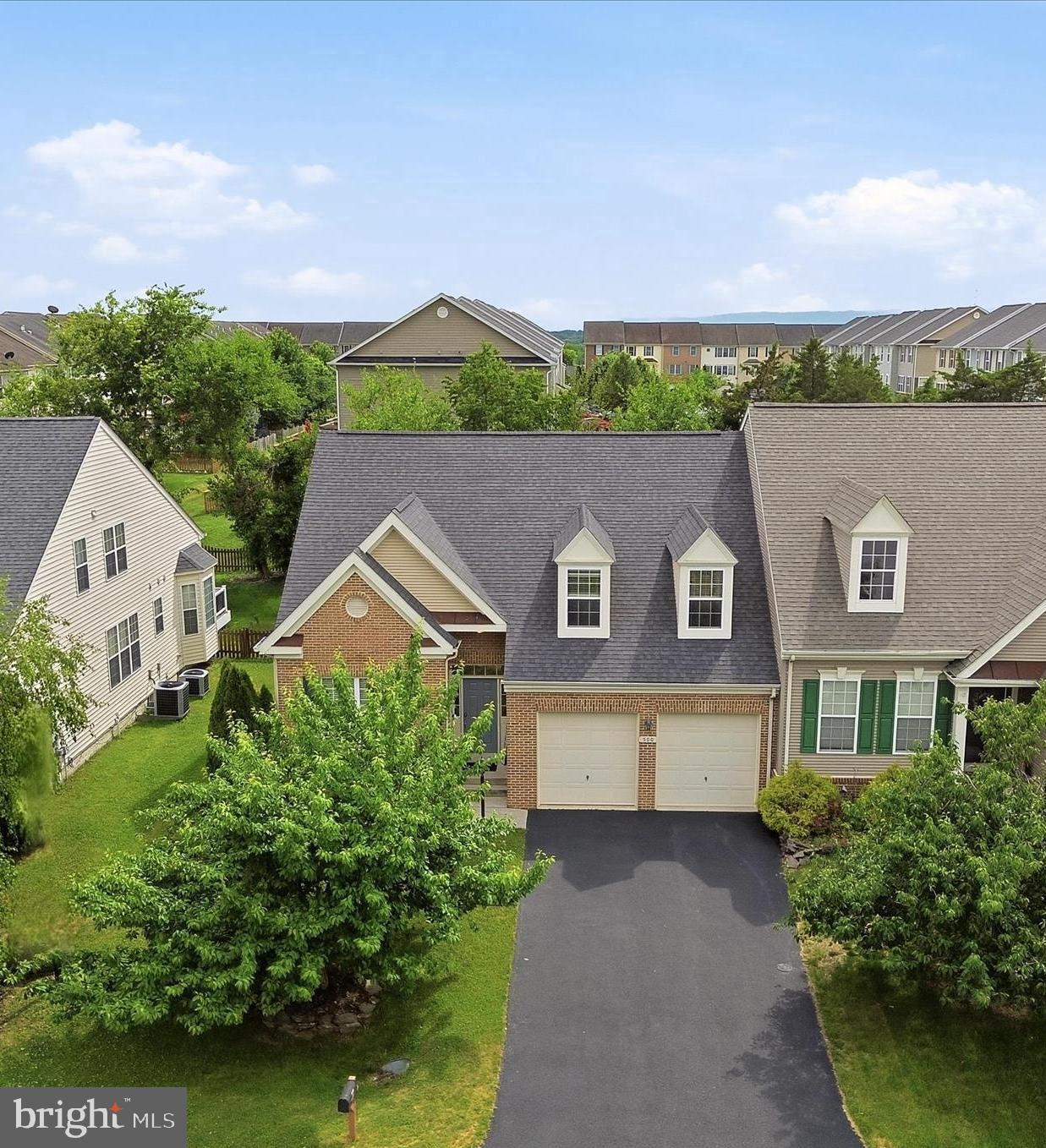 HAMMONDS MILL - Residential