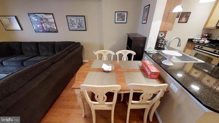 CLARENDON 1021 - Residential Lease