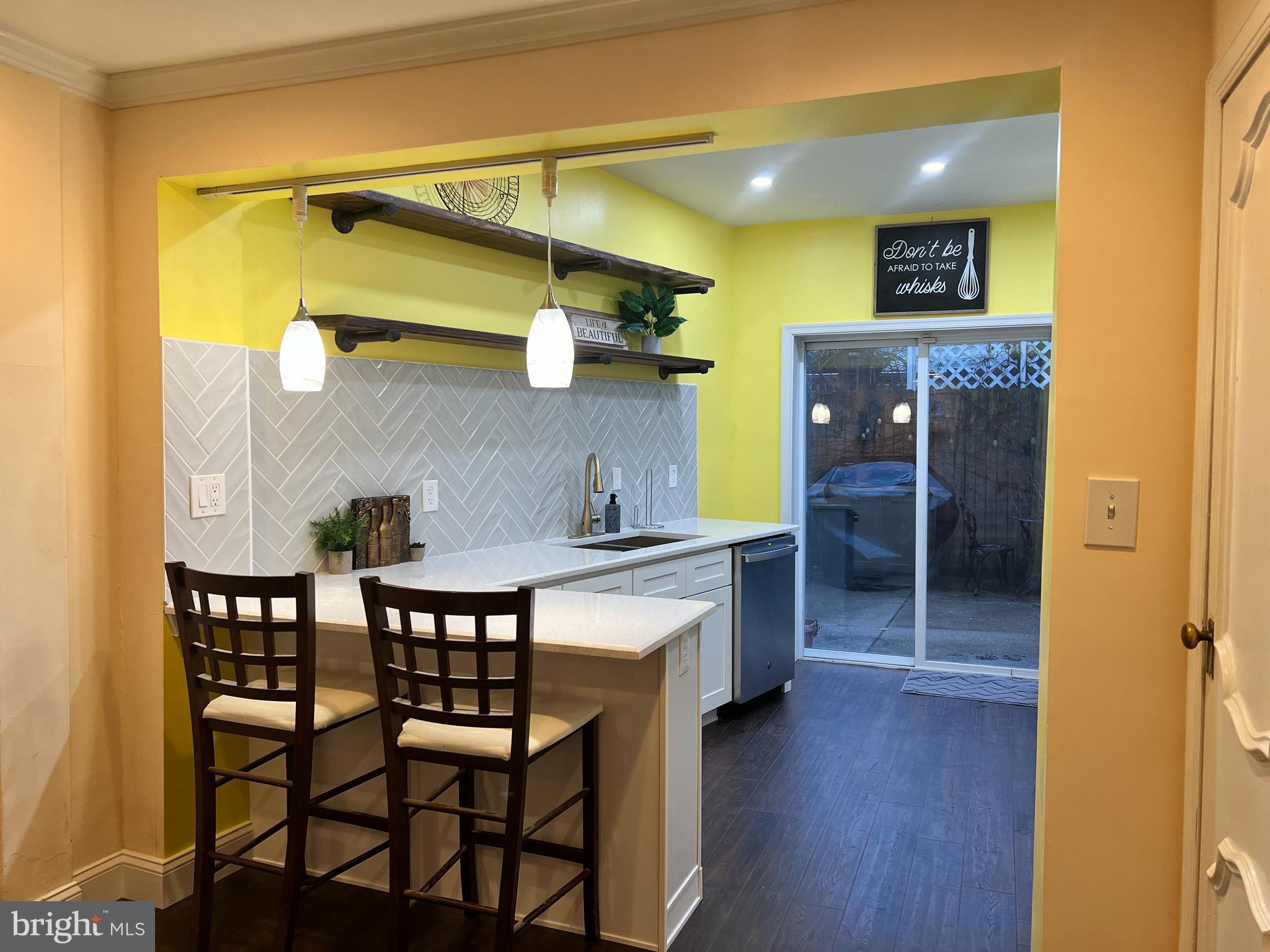 LOWER MOYAMENSING - Residential Lease