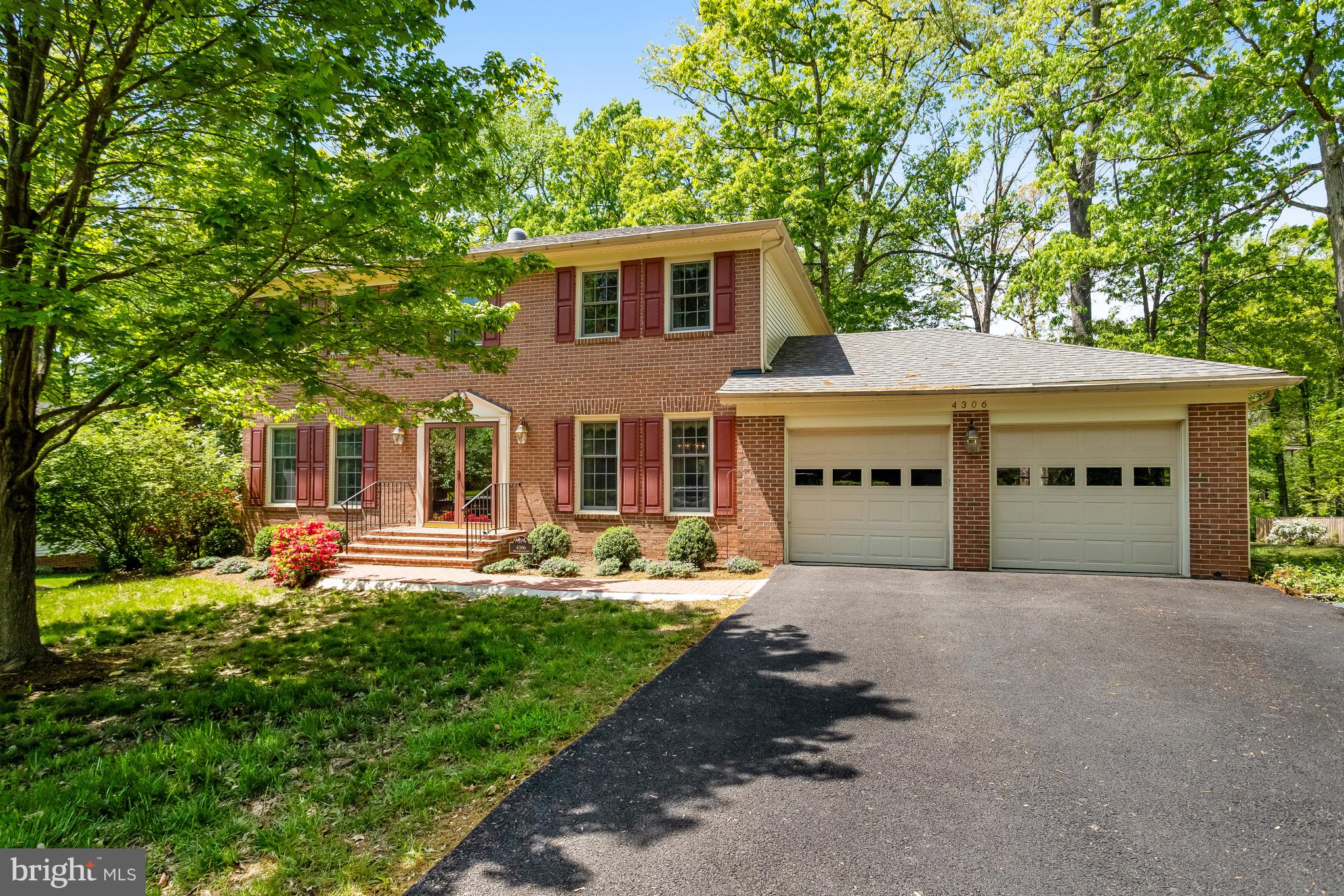 OAKWOOD ESTATES - Residential