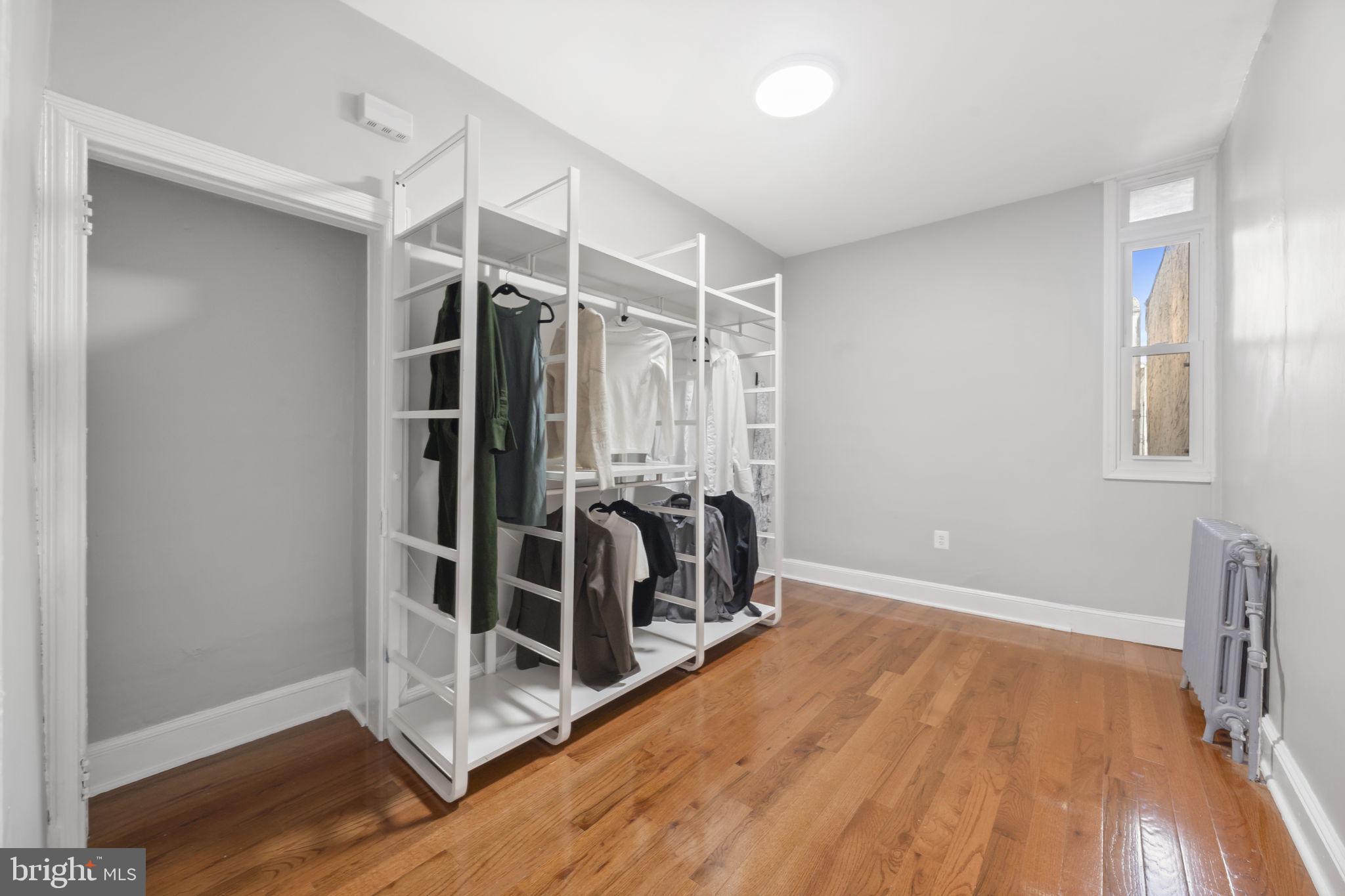 PASSYUNK SQUARE - Residential
