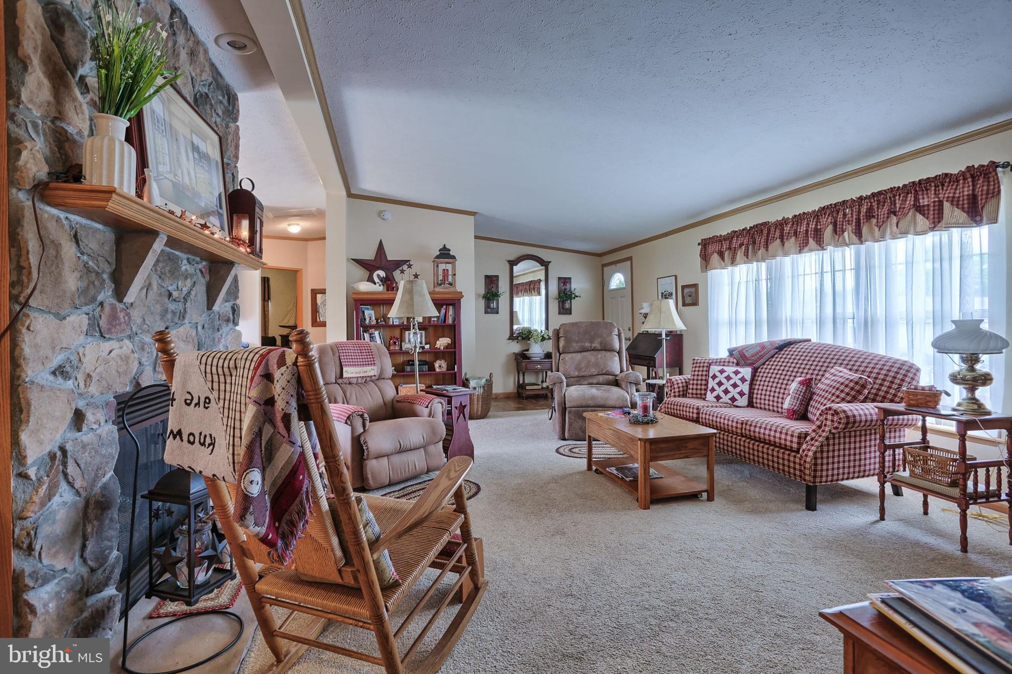 STONE HILL VILLAGE - Residential
