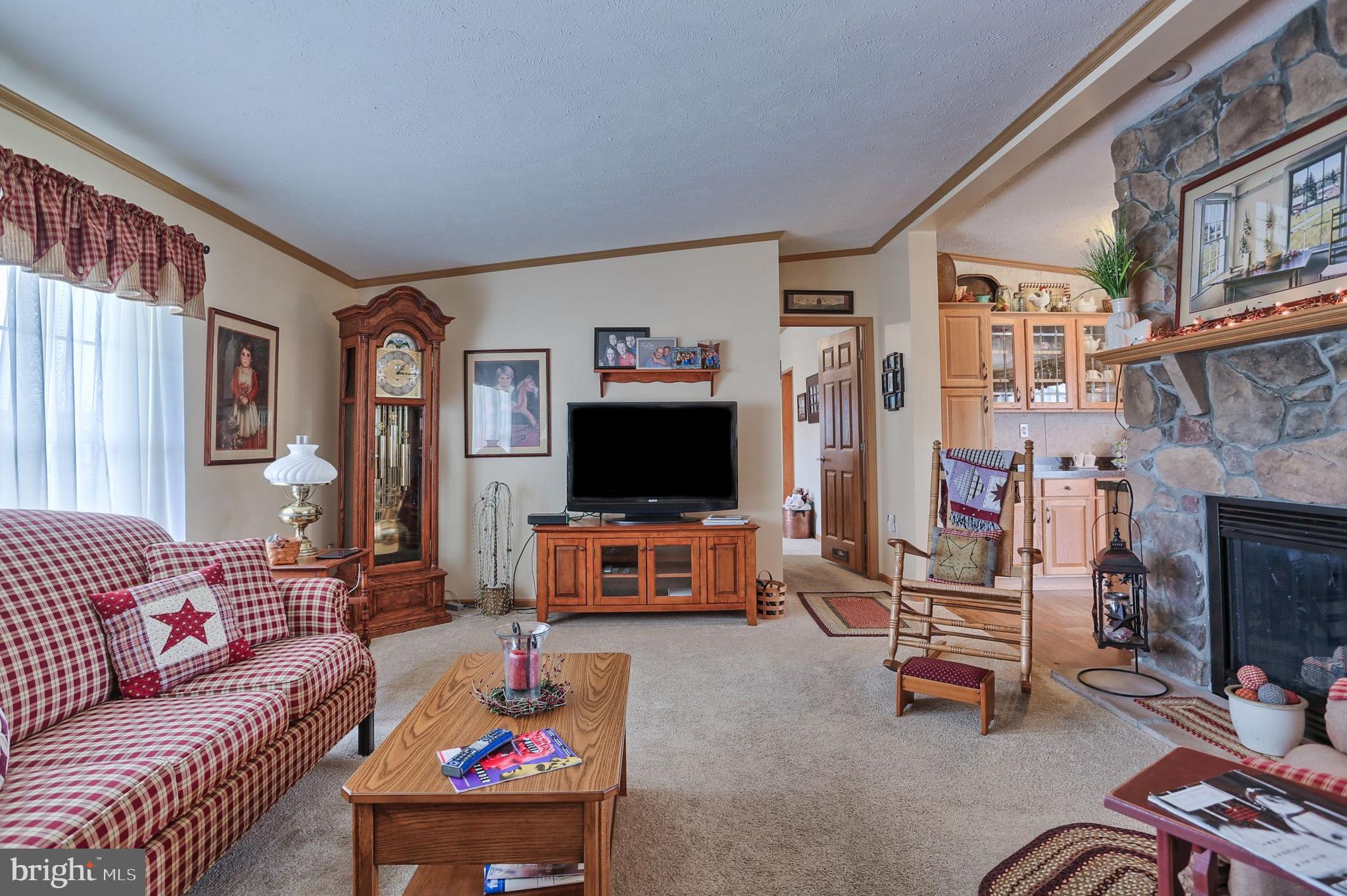 STONE HILL VILLAGE - Residential