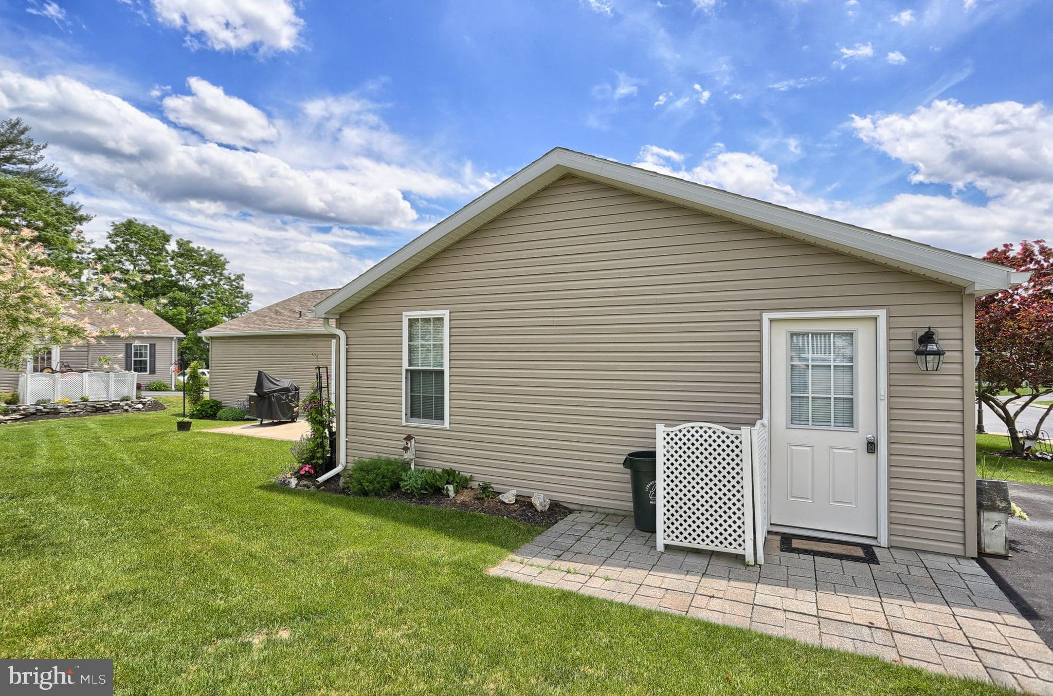 STONE HILL VILLAGE - Residential