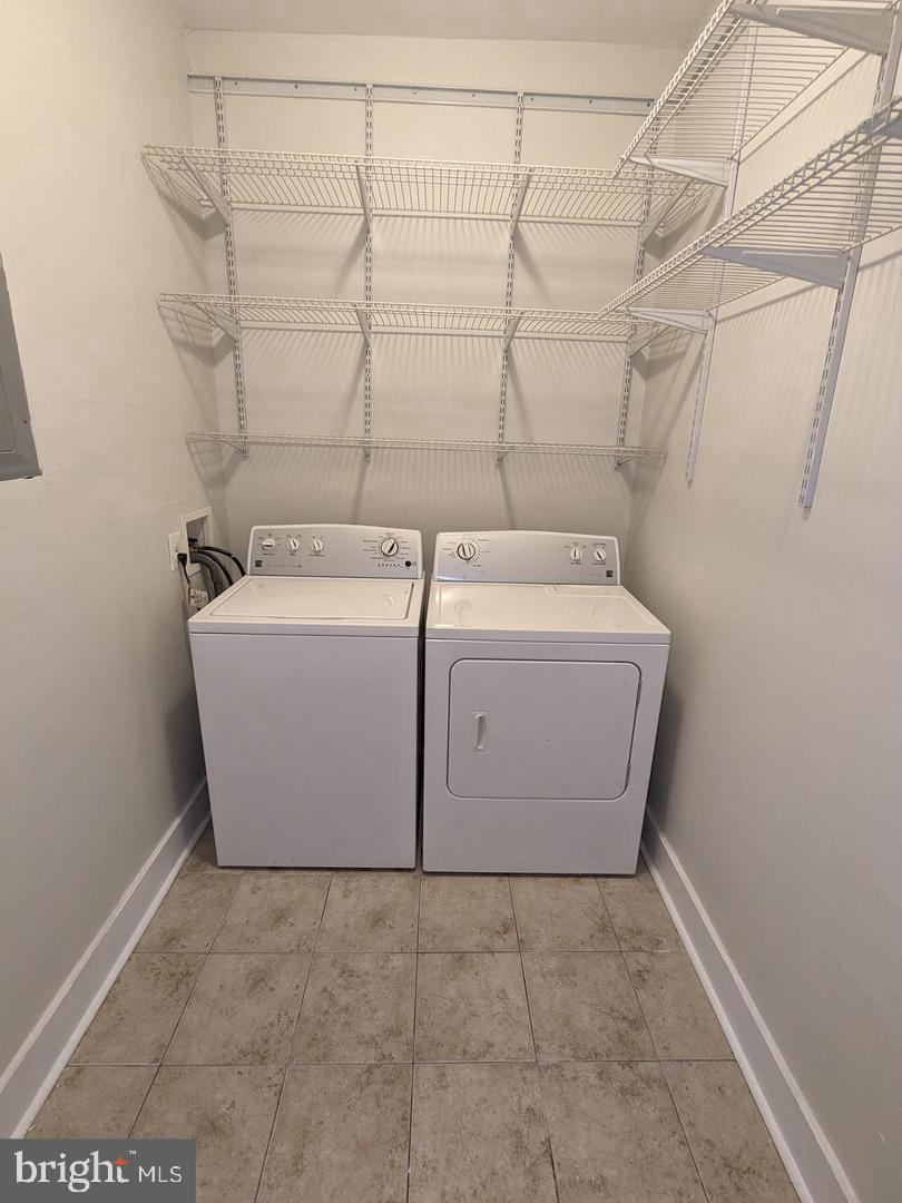 BELAIR-EDISON - Residential Lease