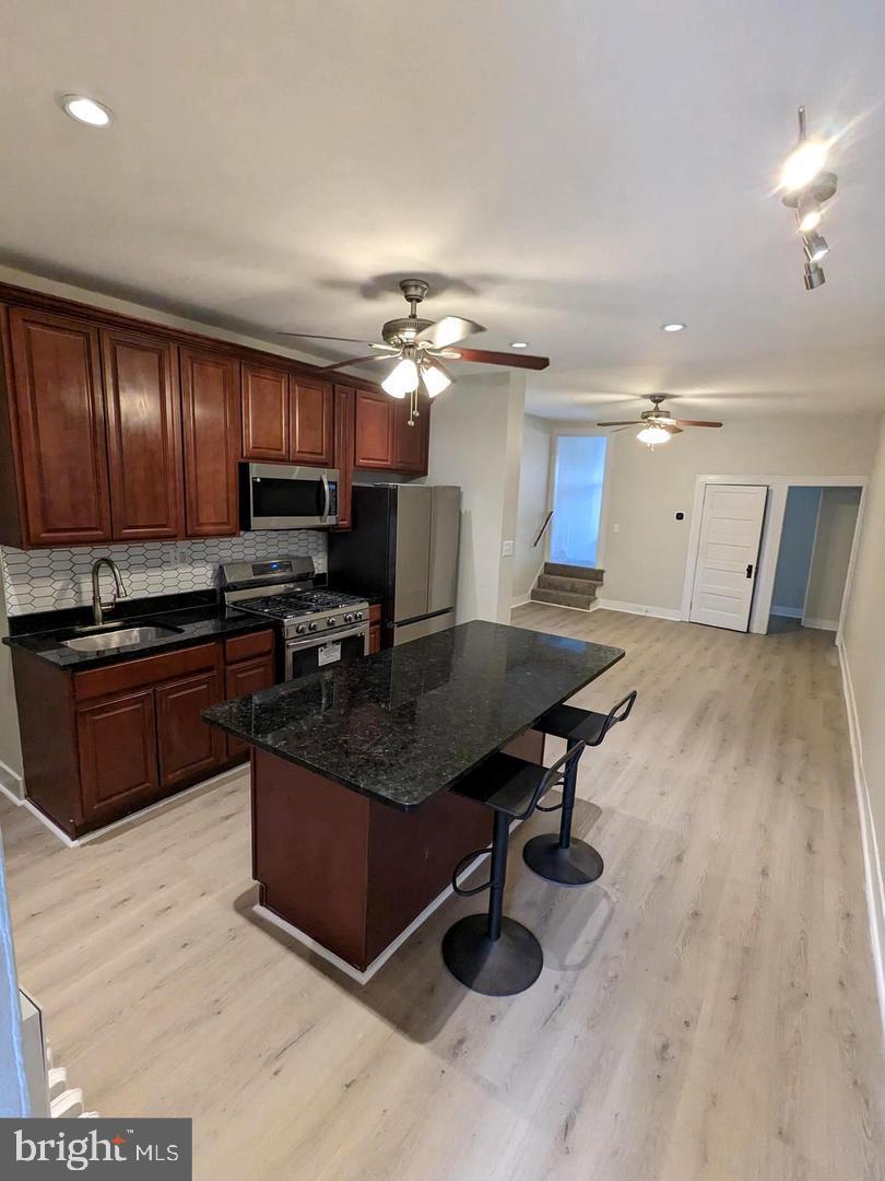 BELAIR-EDISON - Residential Lease