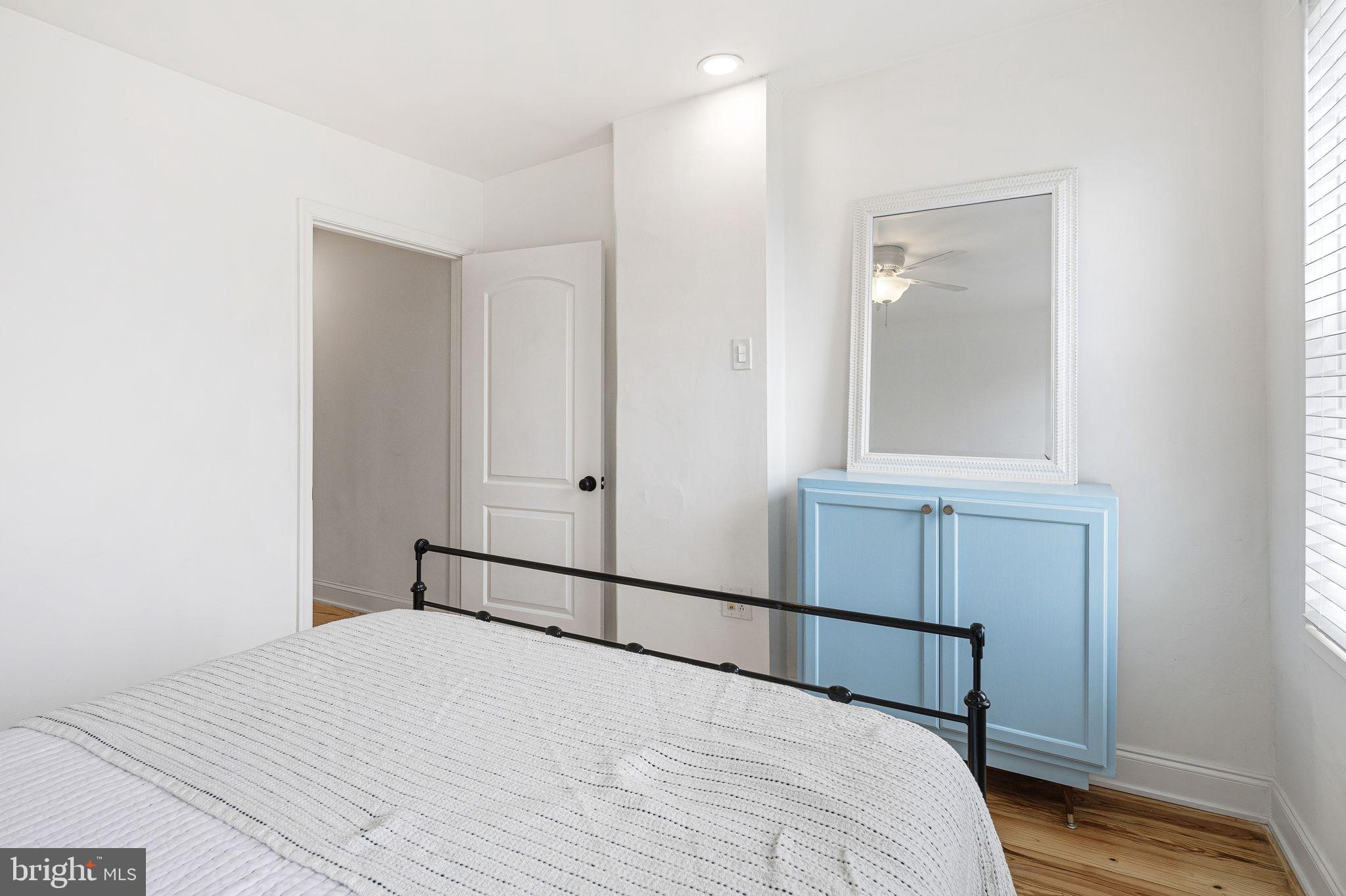 MANTUA - Residential