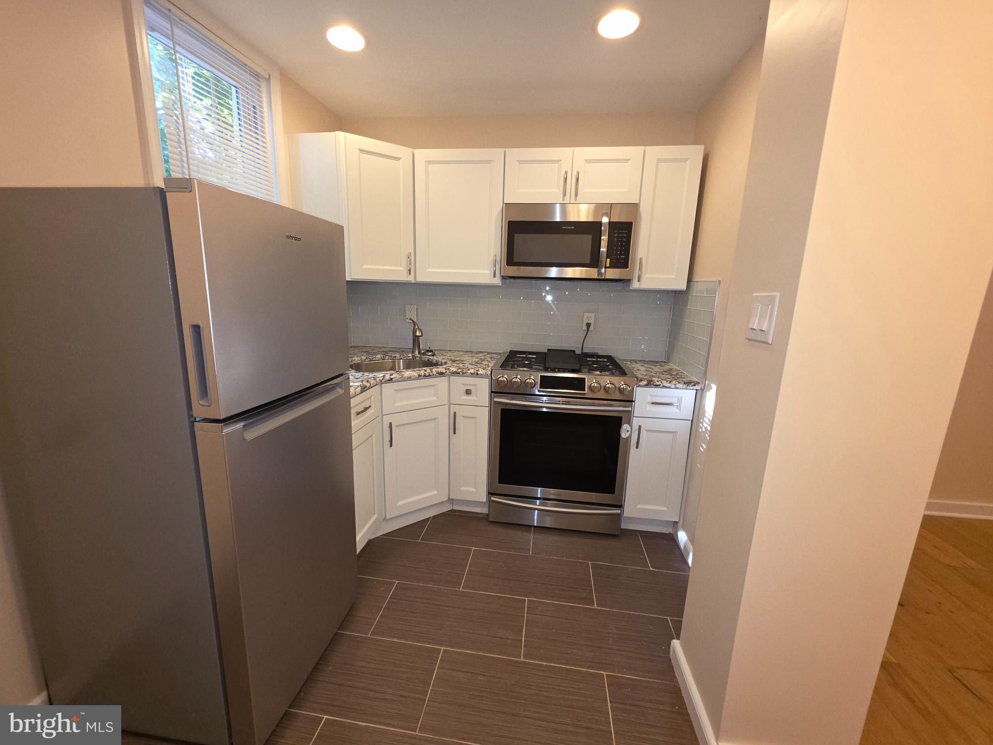 POWELTON VILLAGE - Residential