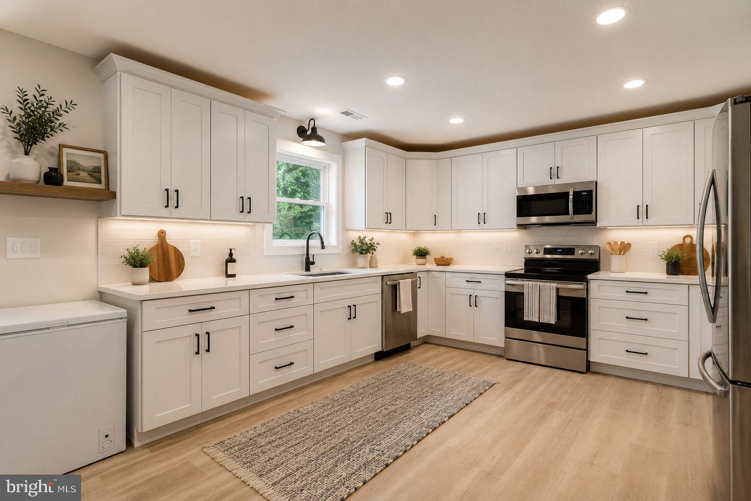 PLACID BAY ESTATES - Residential