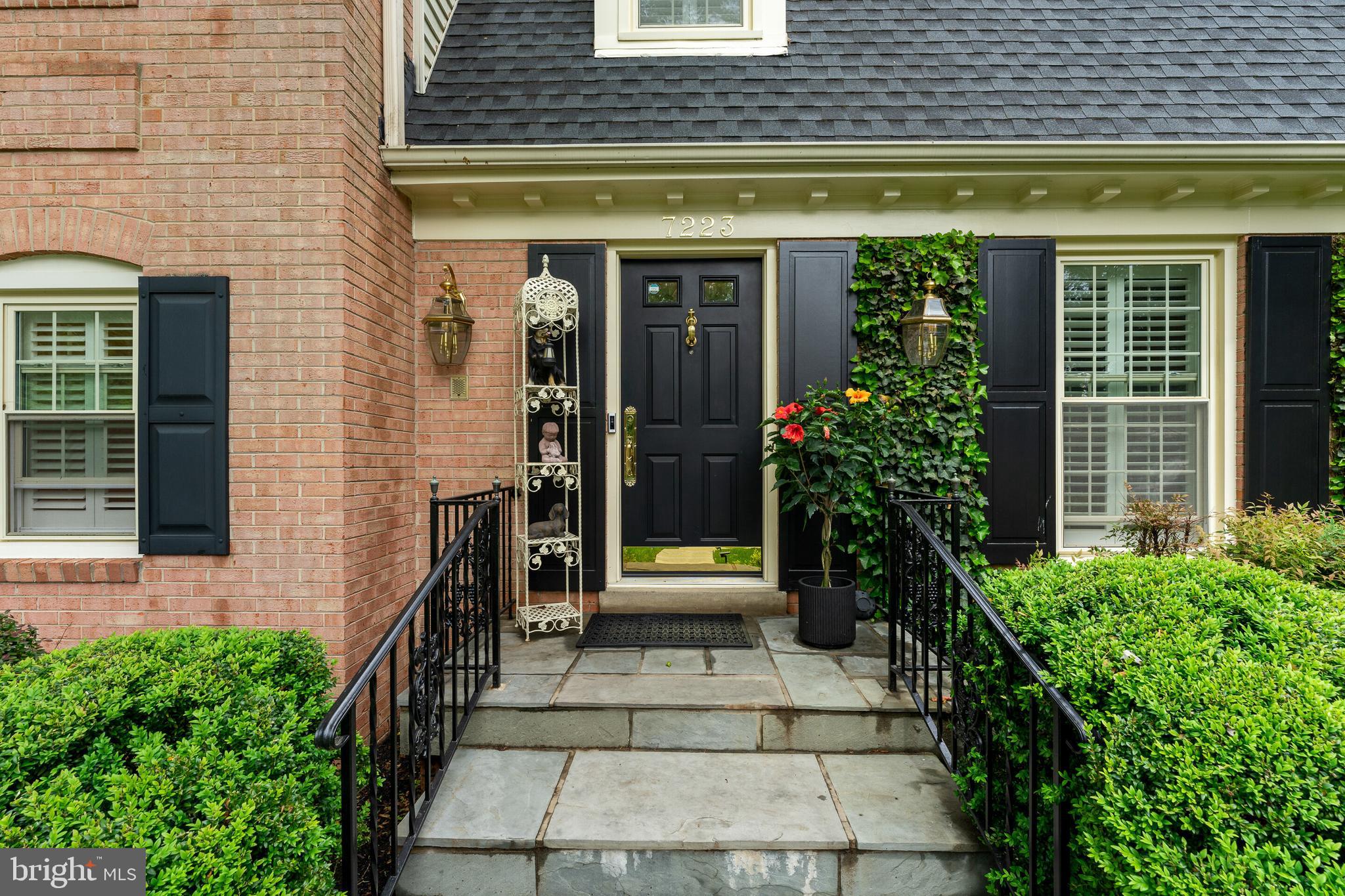 DOMINION VILLA - Residential