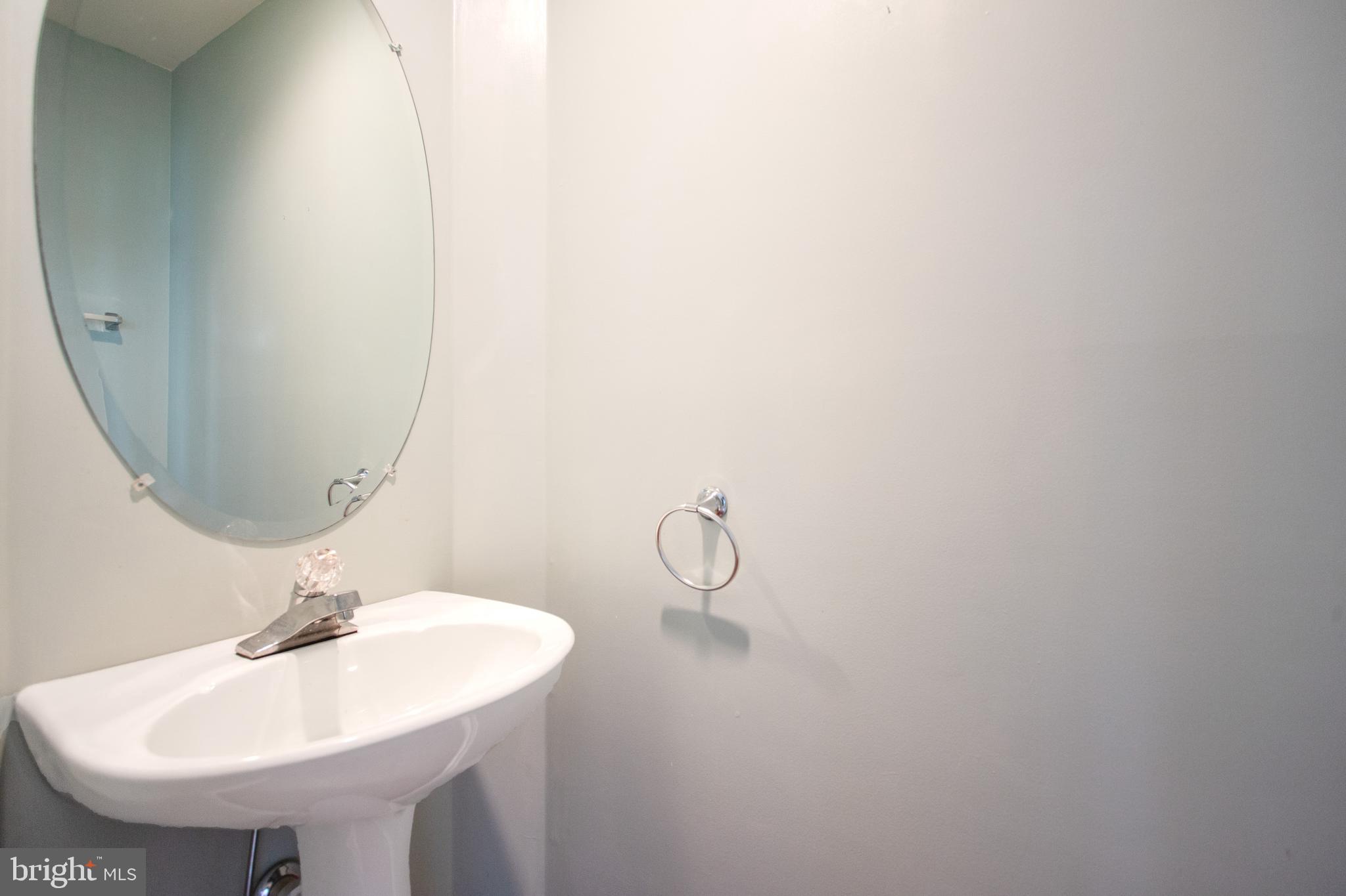 SAXONY SQUARE - Residential Lease