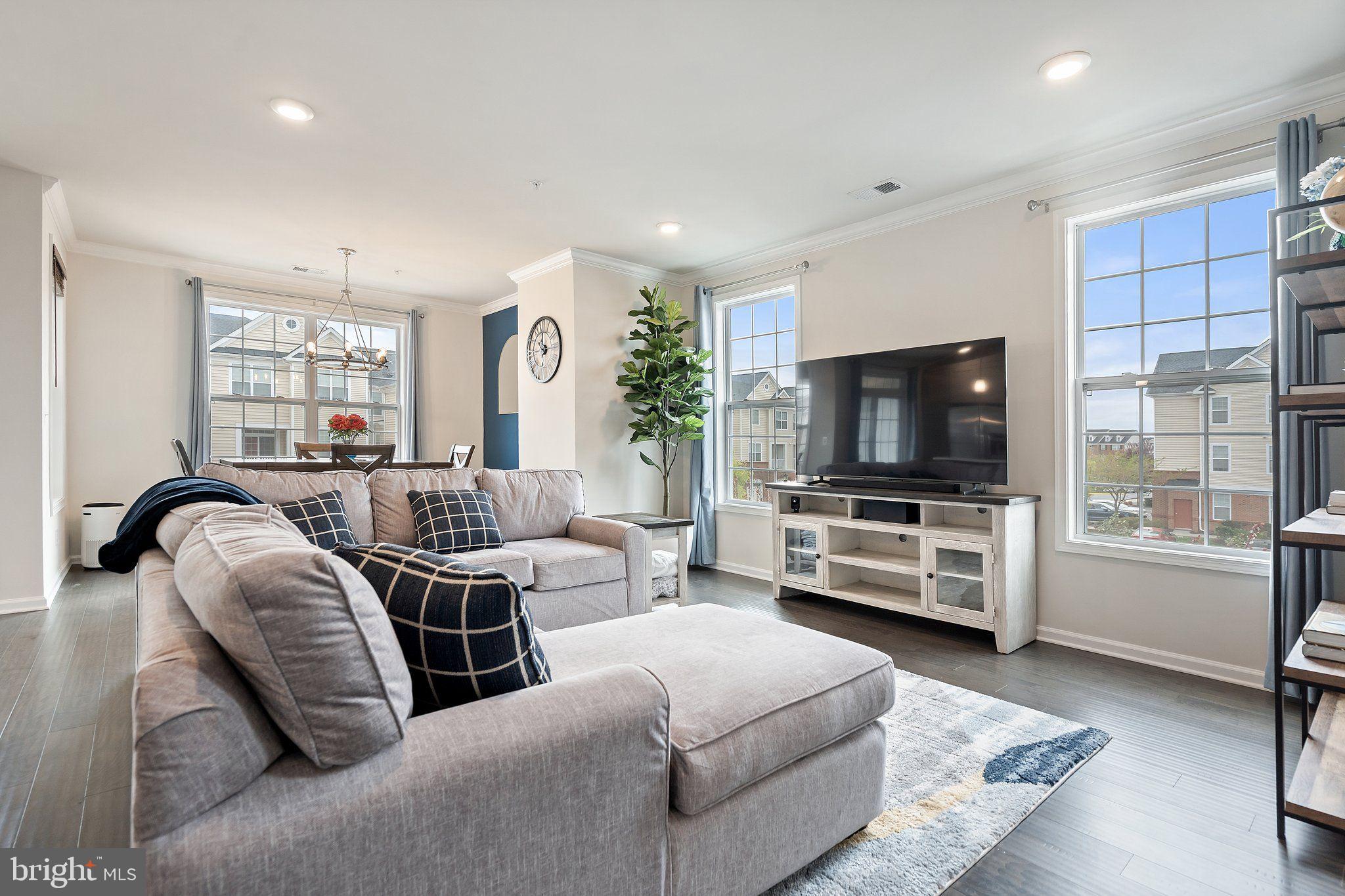 RIDGES AT LOUDOUN VALLEY - Residential