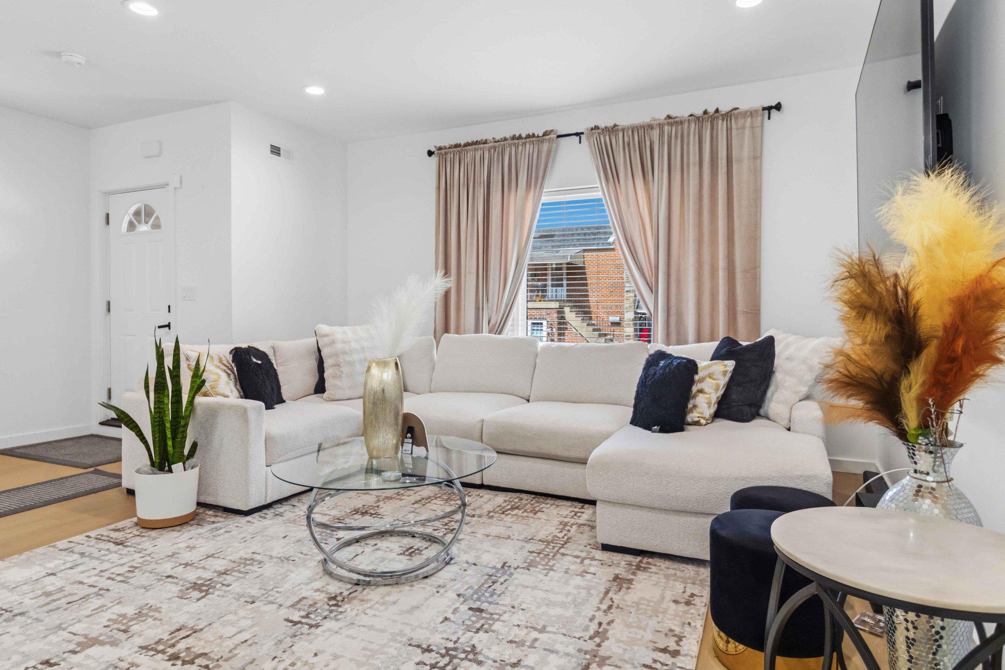 RHAWNHURST - Residential