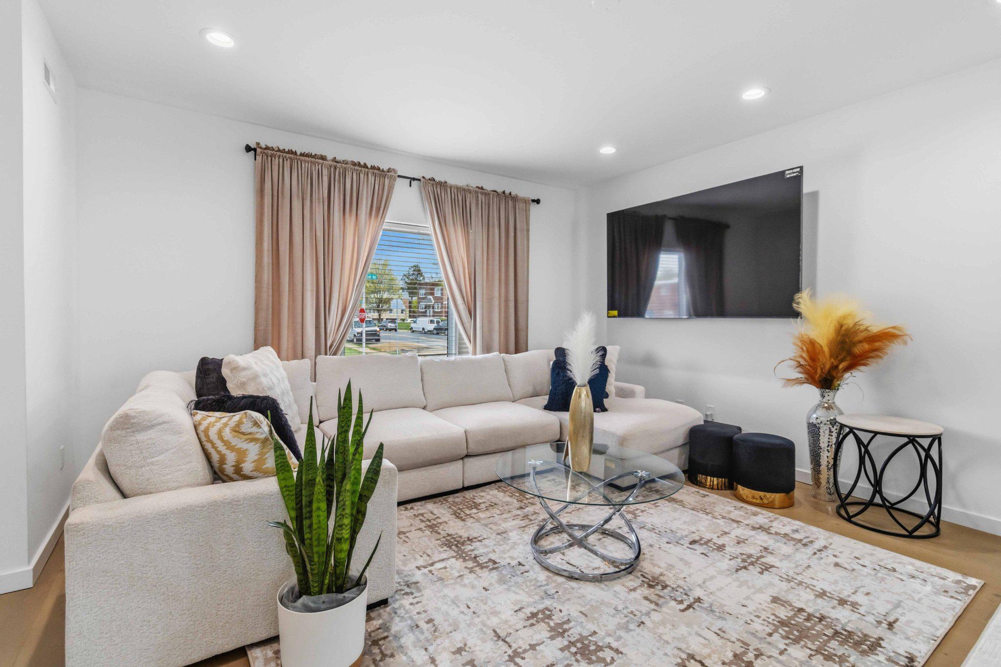 RHAWNHURST - Residential