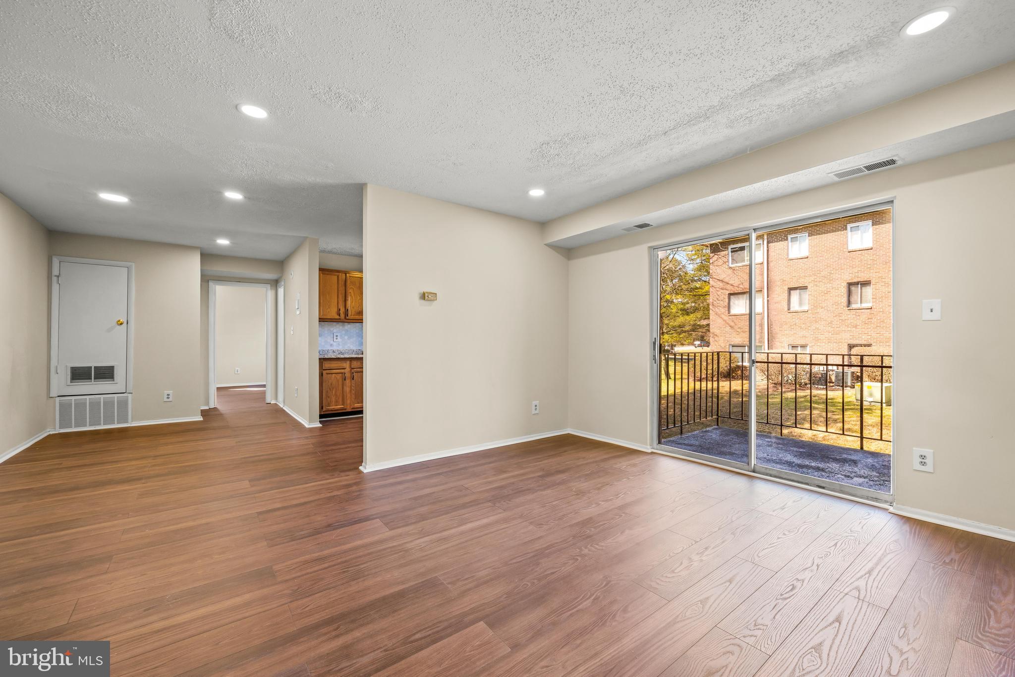 REISTERSTOWN - Residential
