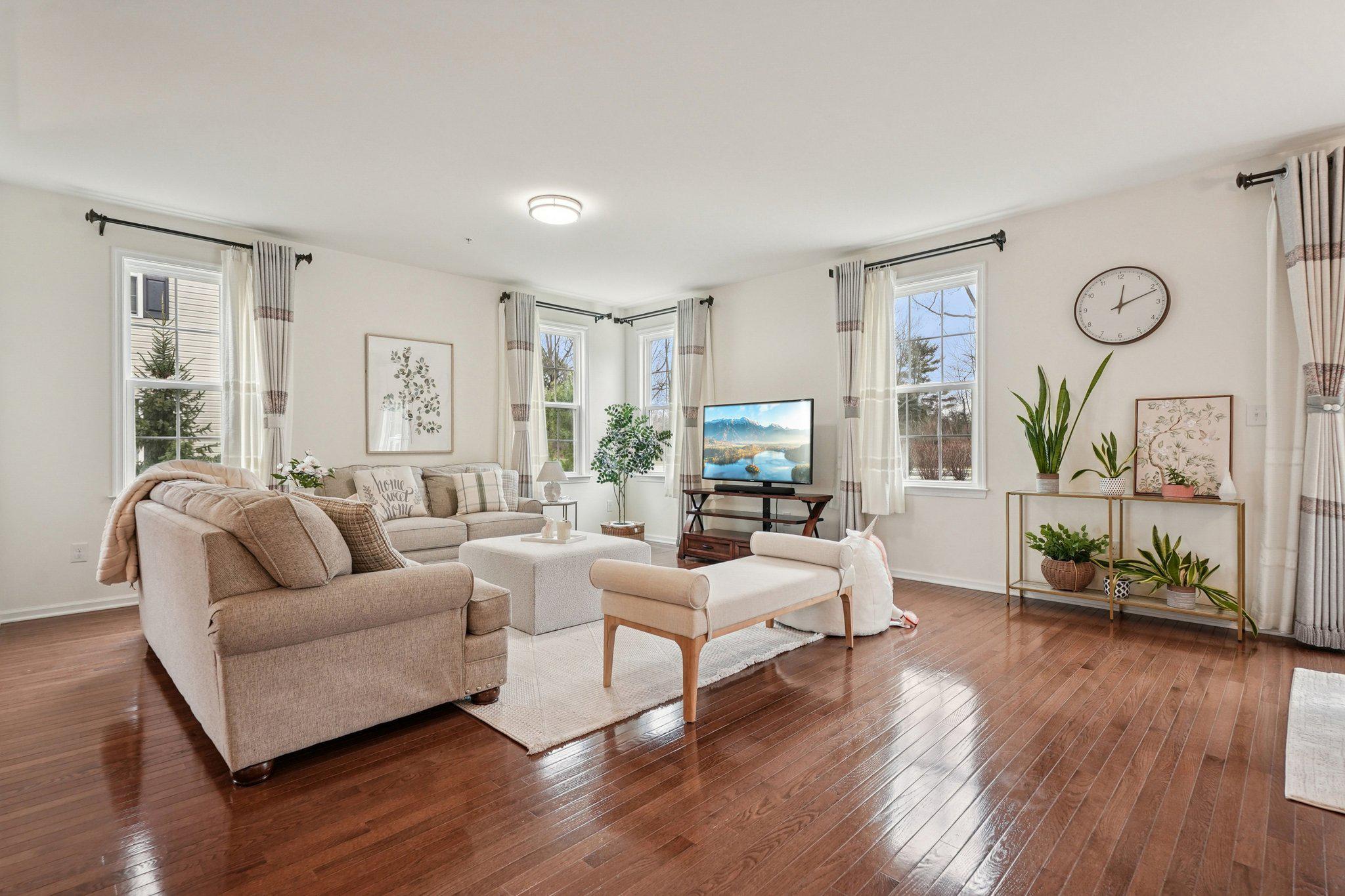 THE RESERVE AT GLEN LOCH - Residential