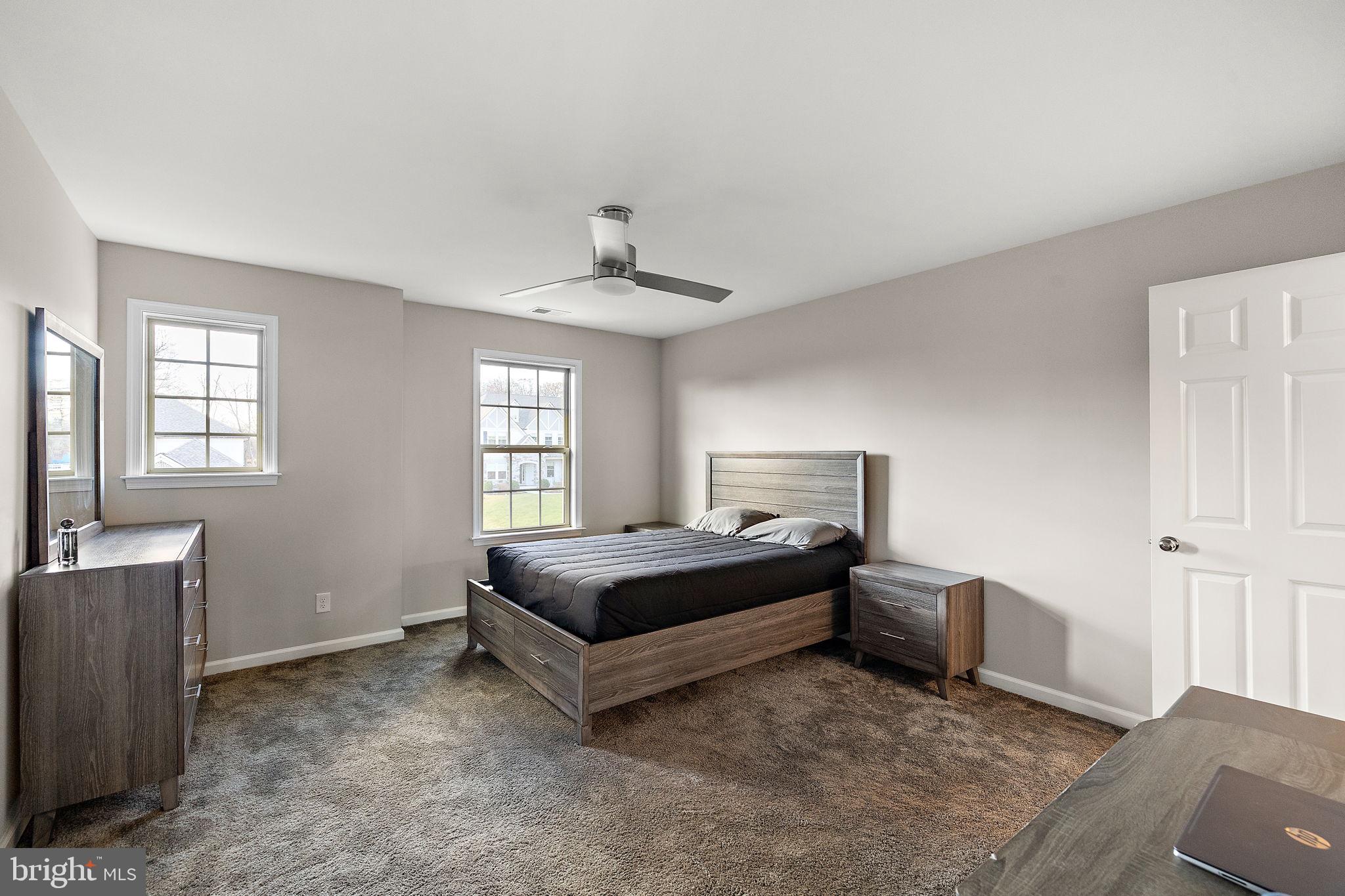 WHITEHALL - Residential