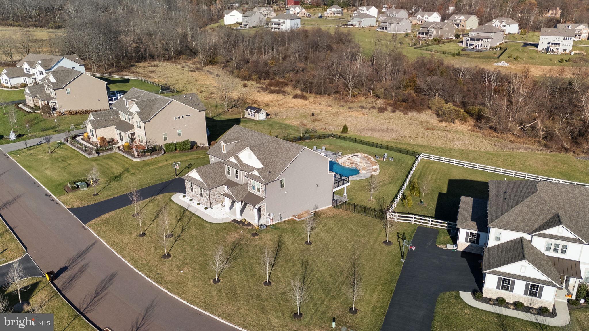 WHITEHALL - Residential