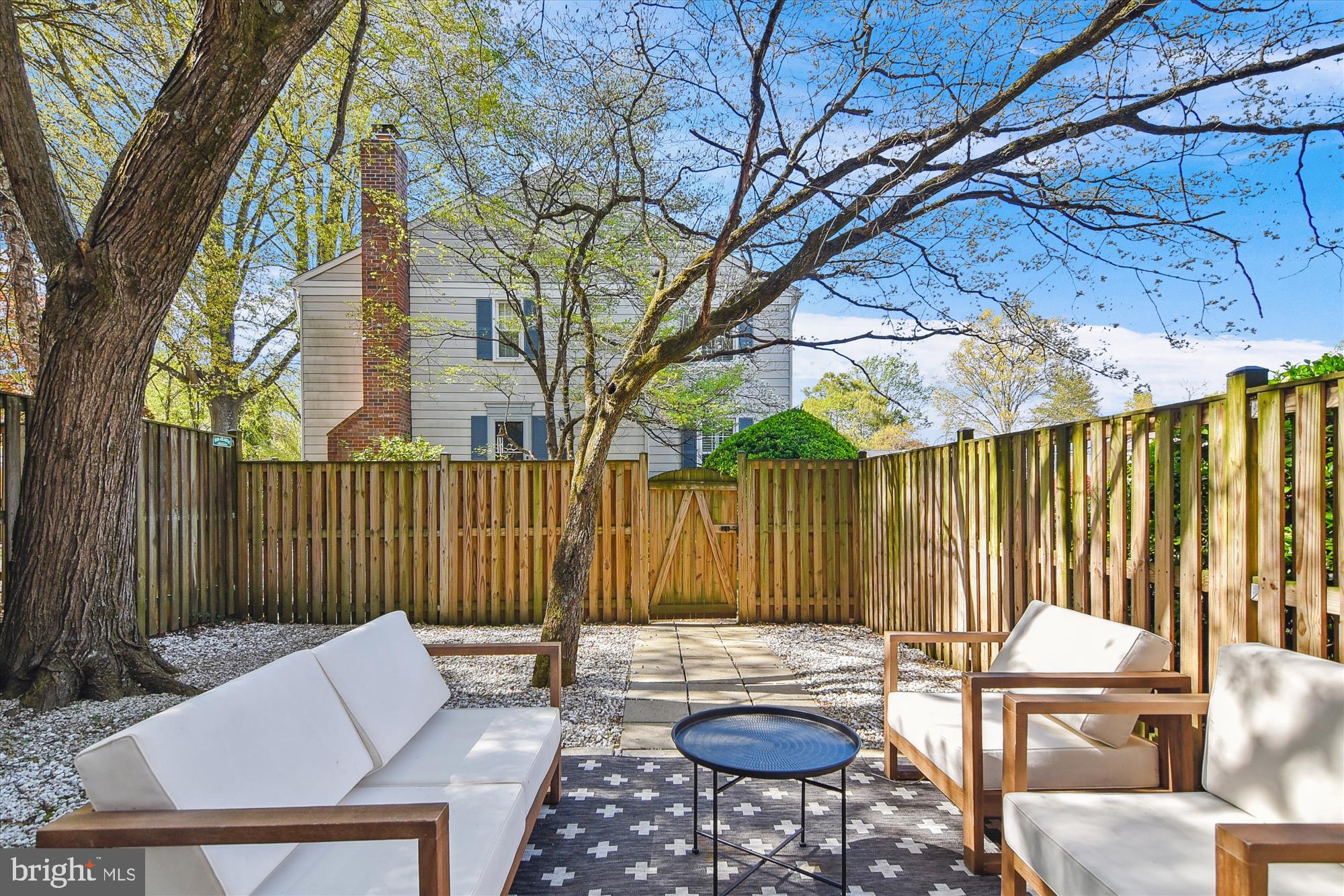 CROFTON COMMONS - Residential