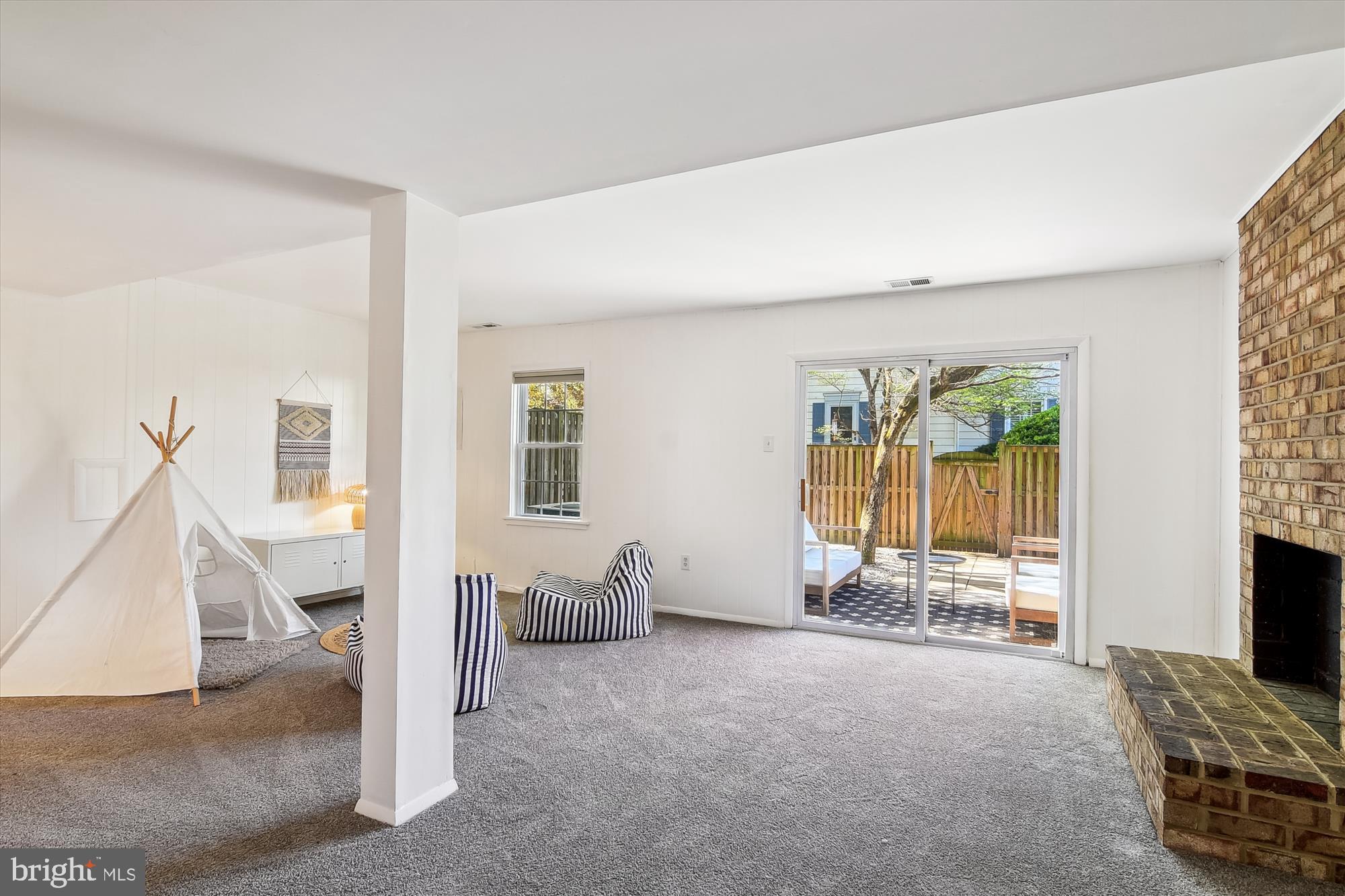 CROFTON COMMONS - Residential