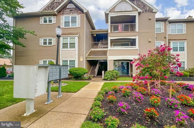 DELAIRE LANDING - Residential