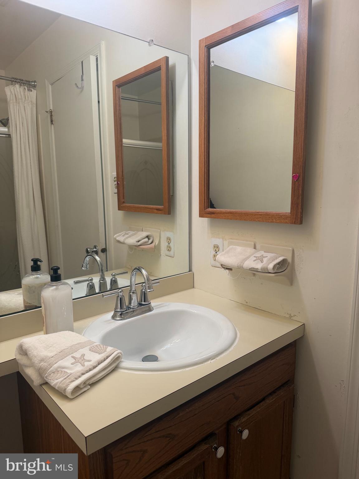 DELAIRE LANDING - Residential