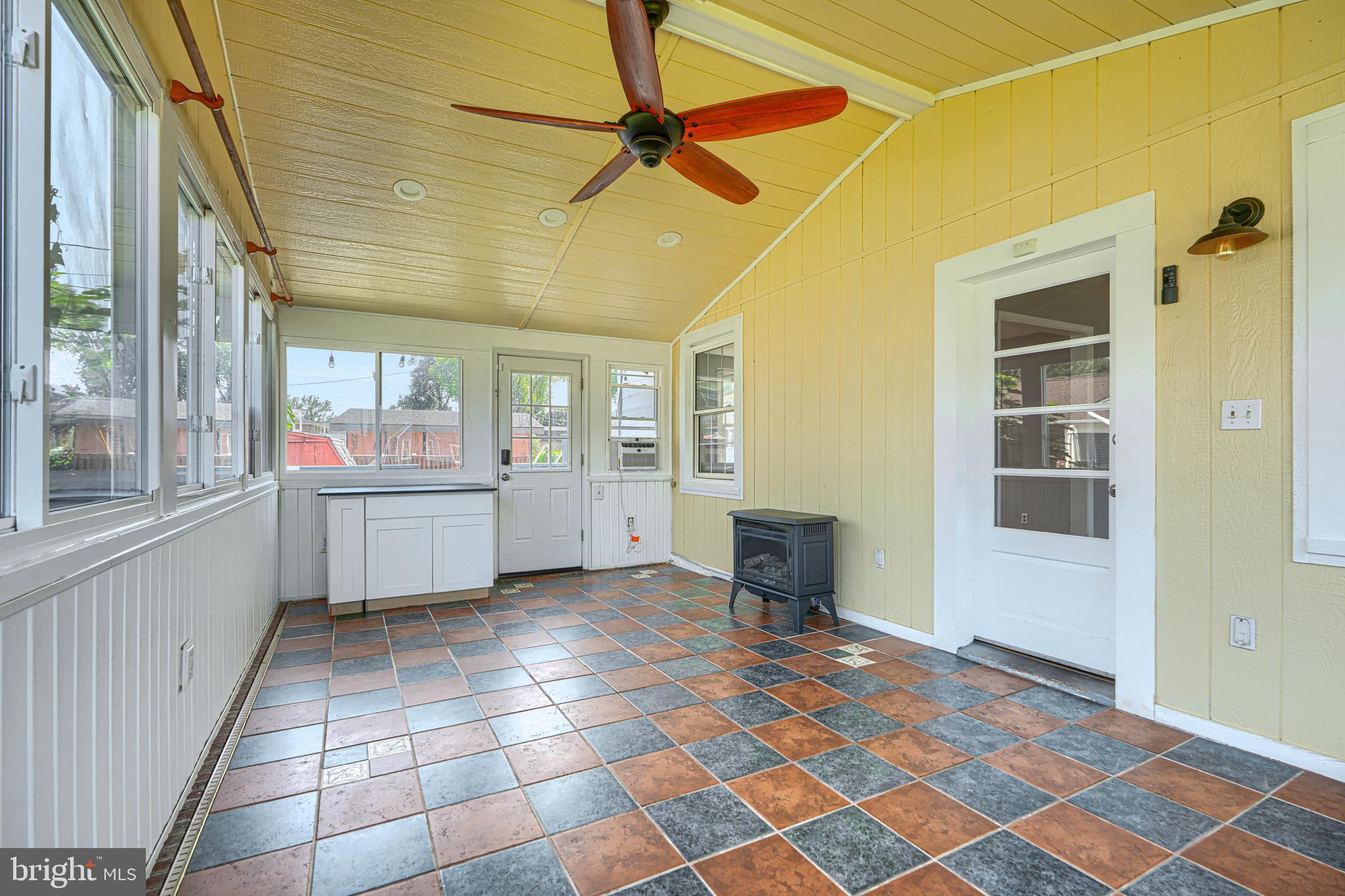 LINTHICUM HEIGHTS - Residential