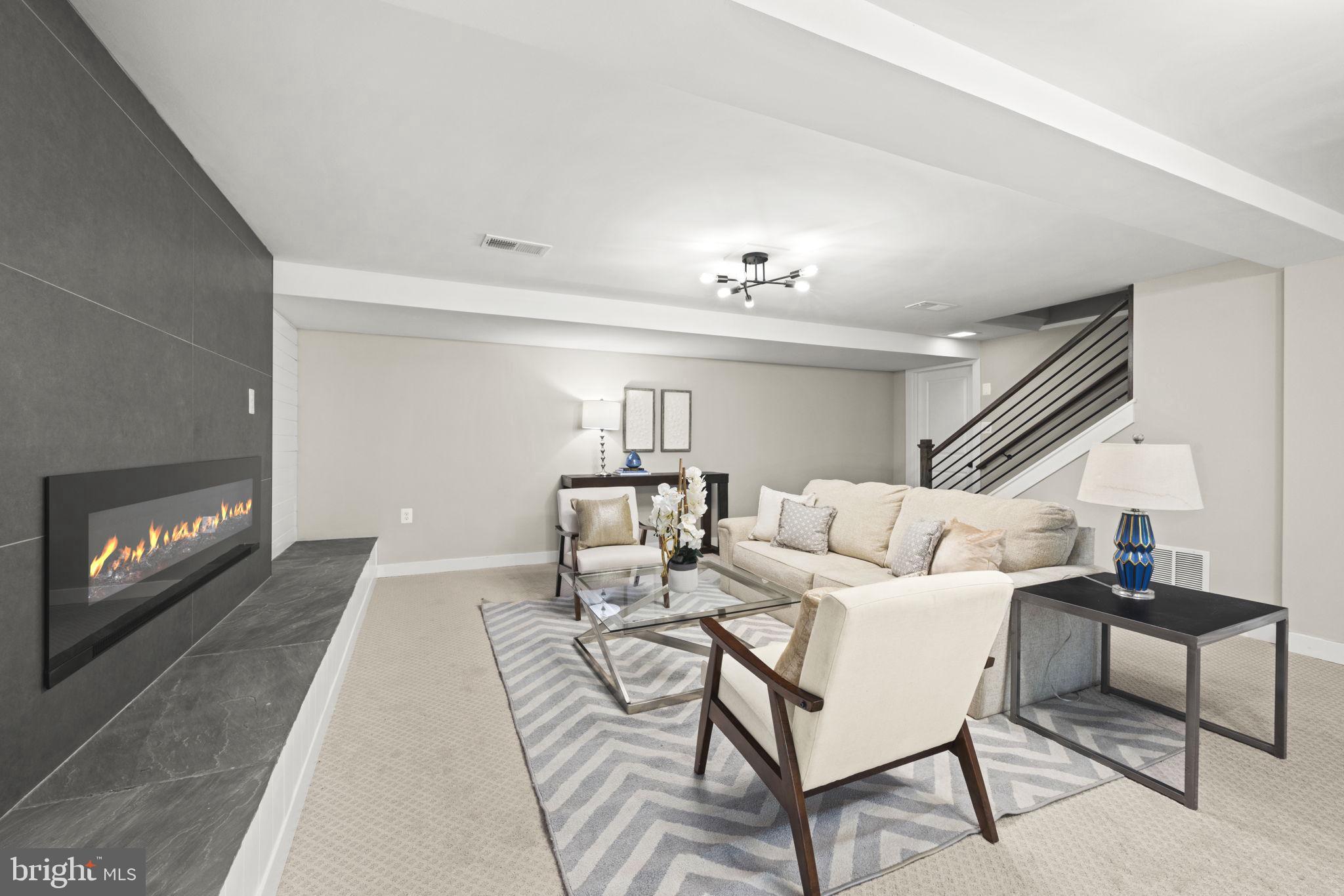 BIRCHWOOD - Residential