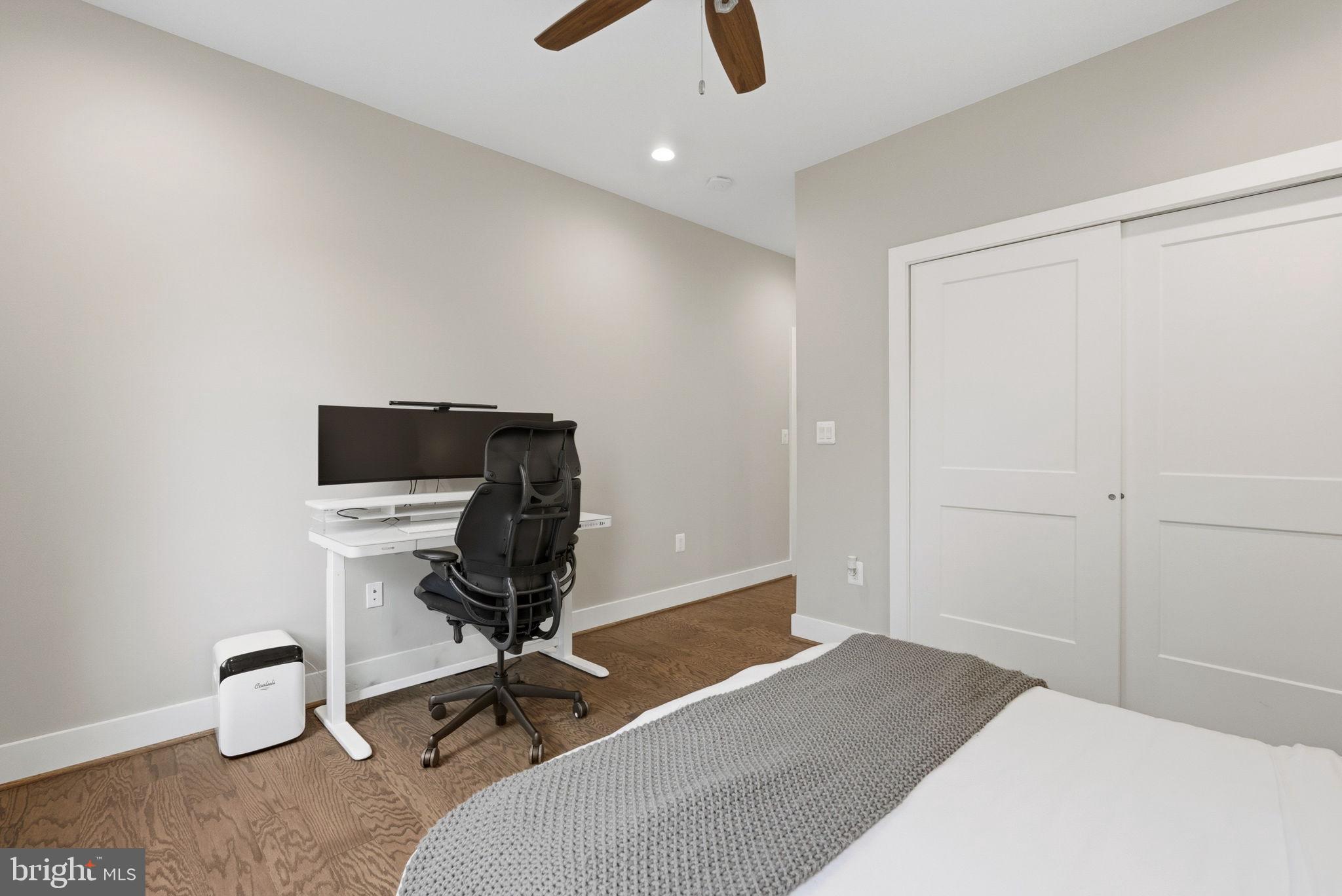 CITY PARK HOMES - Residential